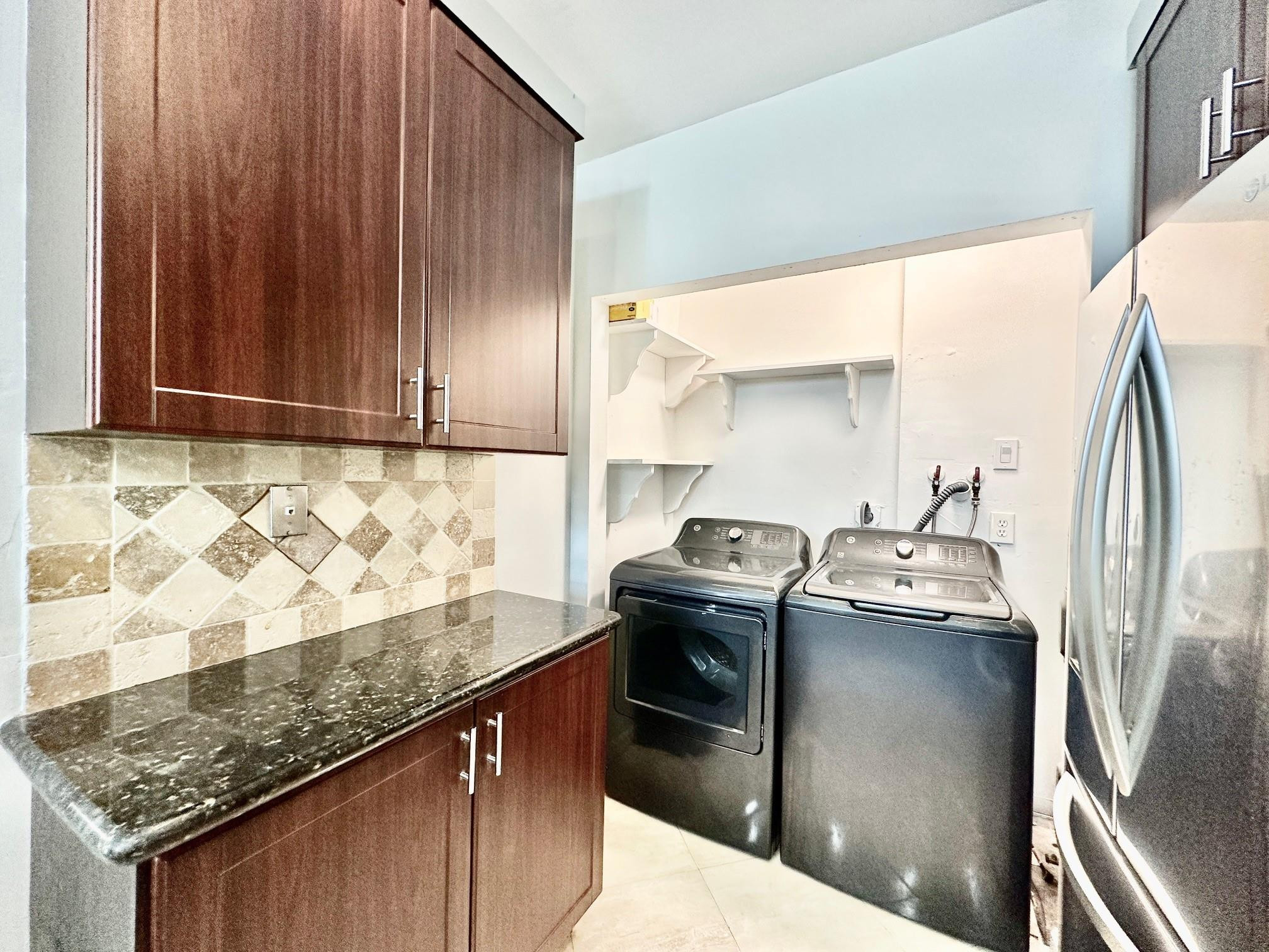 RAMBLEWOOD PLACE - Residential