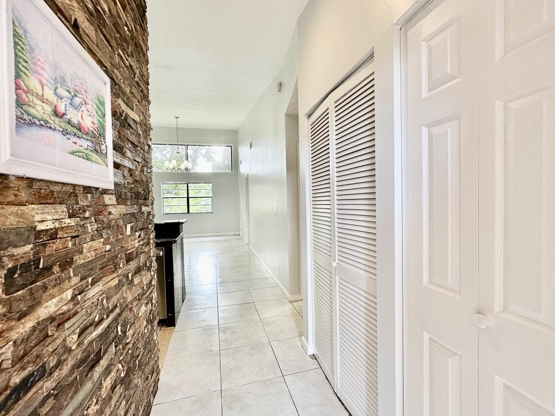 RAMBLEWOOD PLACE - Residential