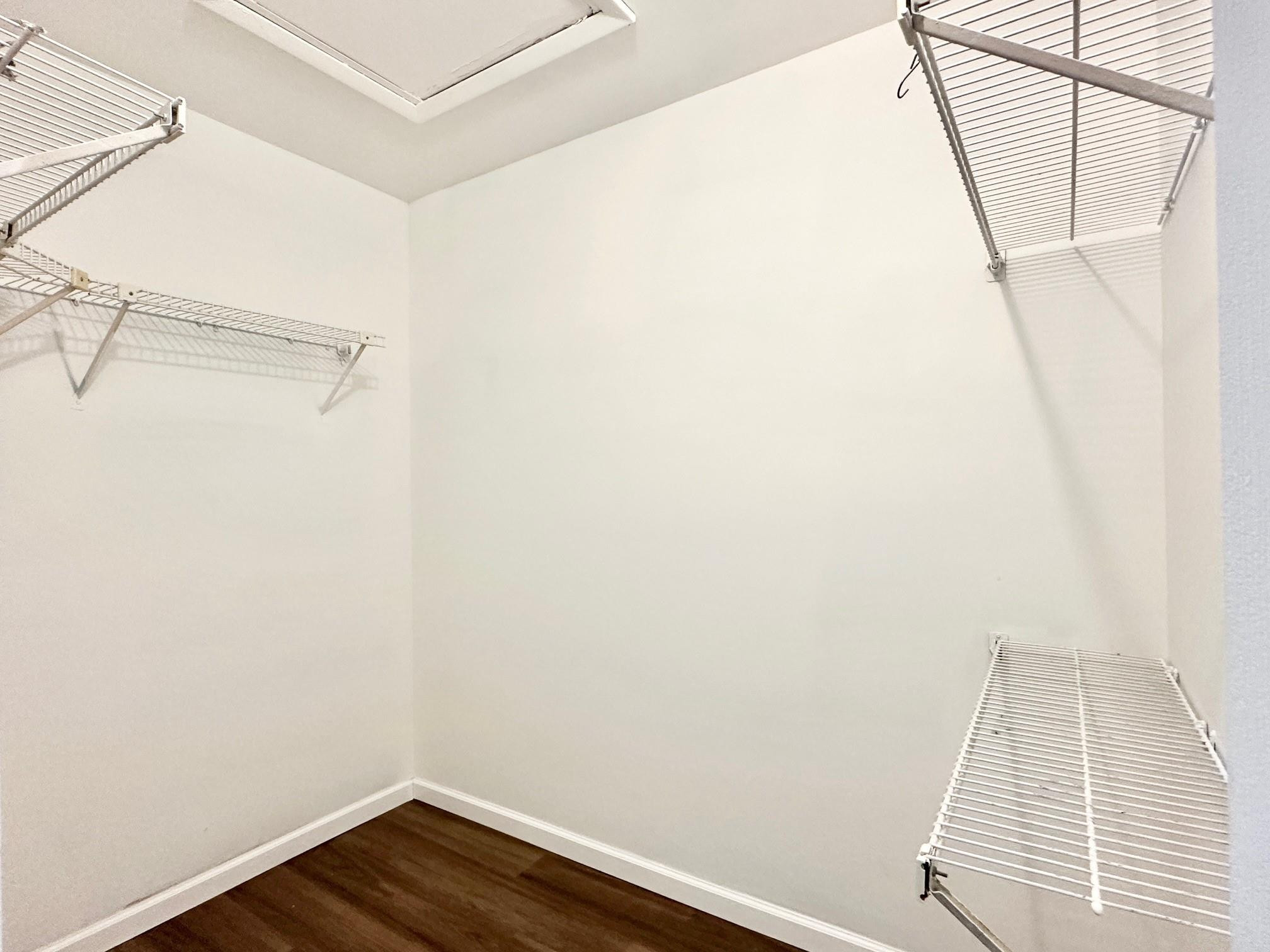 RAMBLEWOOD PLACE - Residential