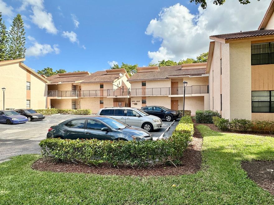 Great Value & Location for an updated 3-bedroom Condo at the center of Coral Springs, Close to University Dr., Convenient to all Shopping and Retail Areas on University Dr., Quiet Neighborhood, Vaulted Ceiling, Renovated Kitchen w/ All Newer Stainless Appliances (2025), Brand New Range, In-unit Washer & Dryer, Refrigerator, Dishwasher, Water Heater, AC (2021), Wood Cabinets, Granite Counter Top, New Vinyl Flooring in Bedrooms, New Window Blinds, New Interior Paint, Updated Restrooms, Corner Unit, w/ Screened Balcony, Great Privacy, Bright & Clean, Ready for Moving-In.  No Special Assessment currently., OK to Lease after closing.