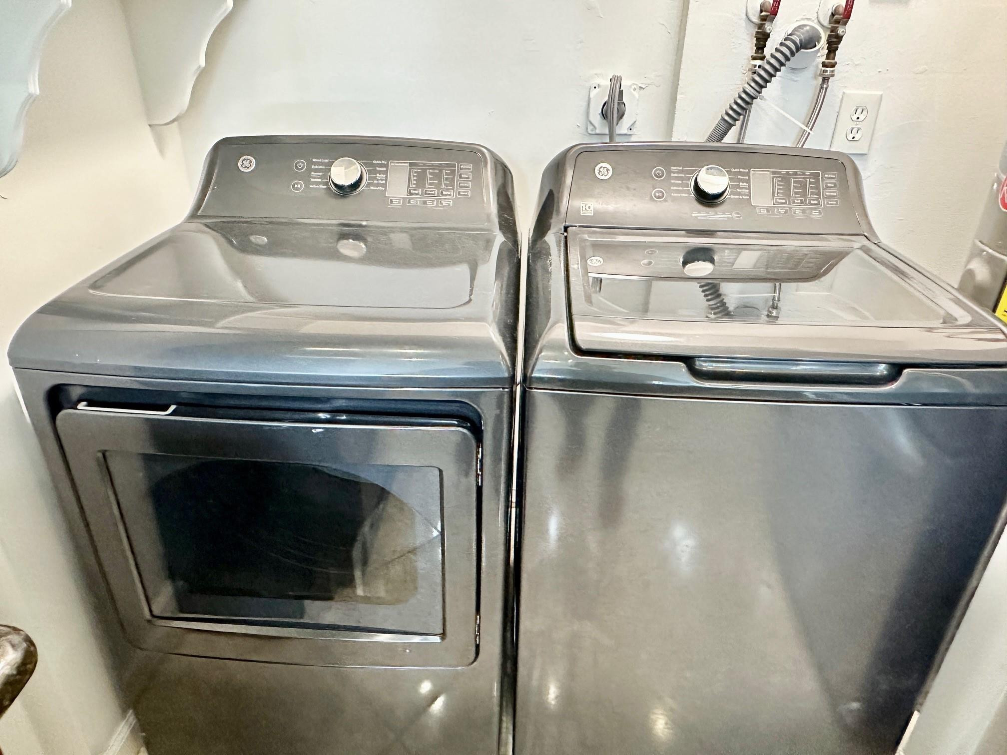 RAMBLEWOOD PLACE - Residential