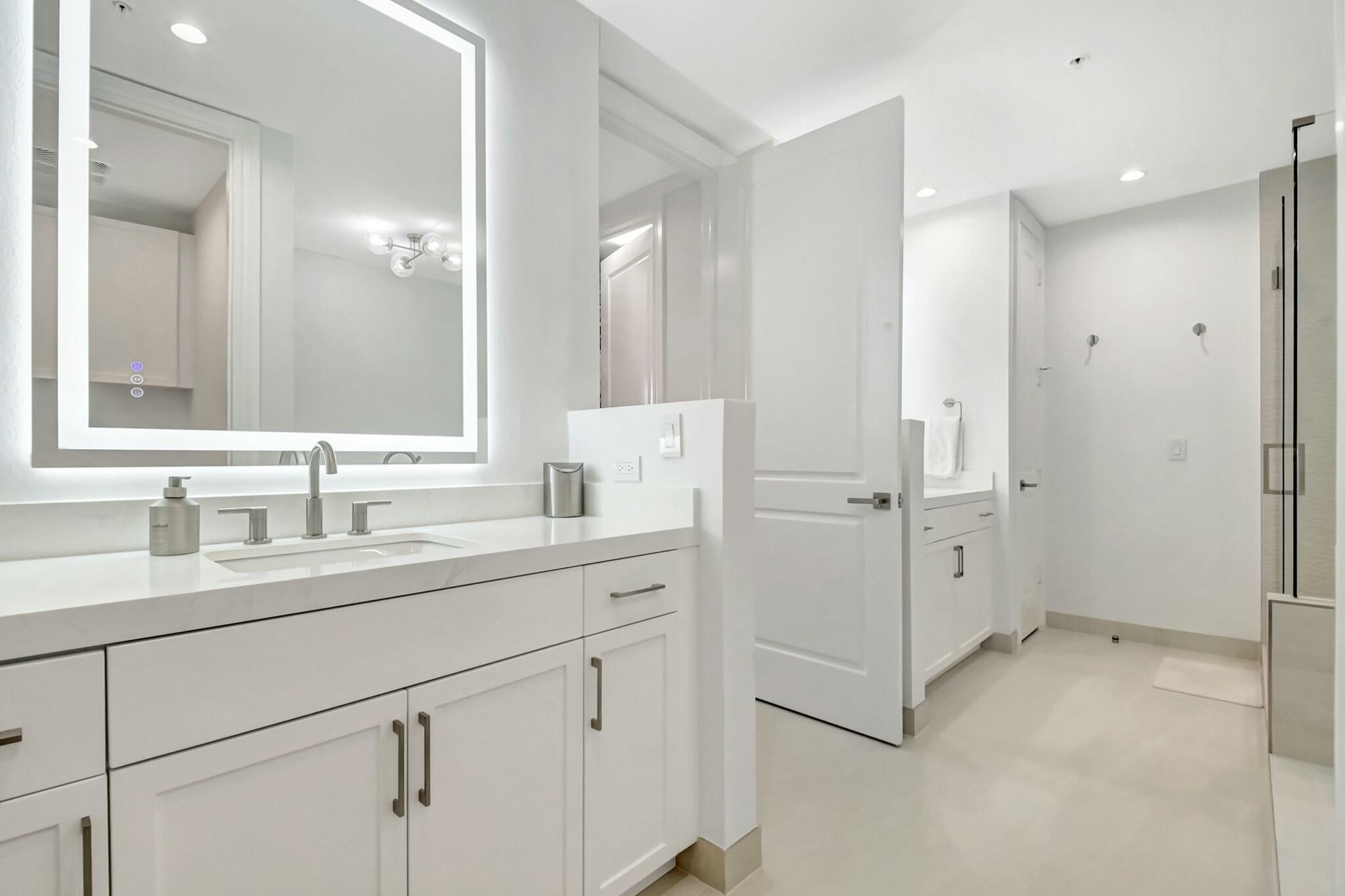 CITY WALK AT PINEAPPLE GR - Residential Lease