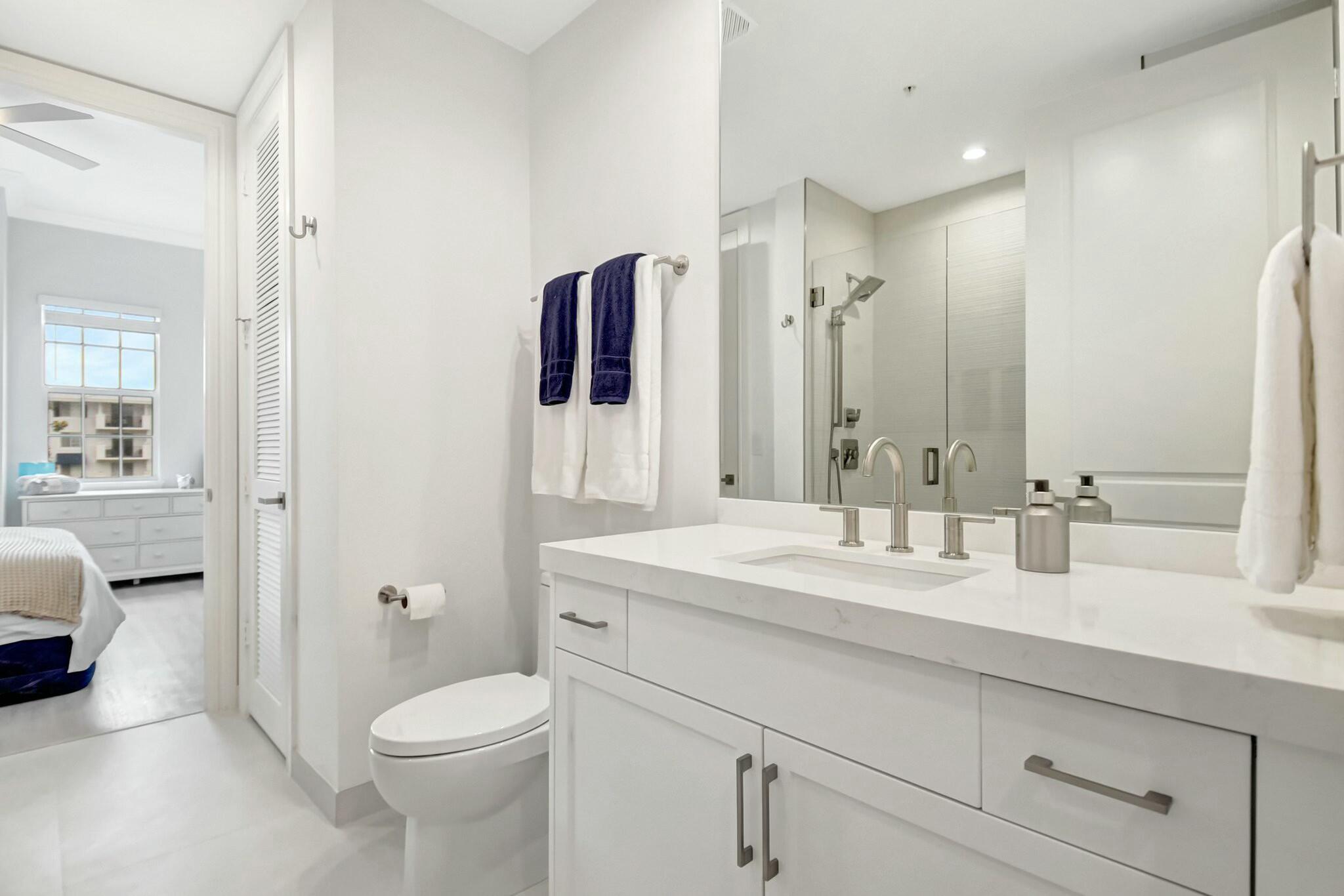 CITY WALK AT PINEAPPLE GR - Residential Lease
