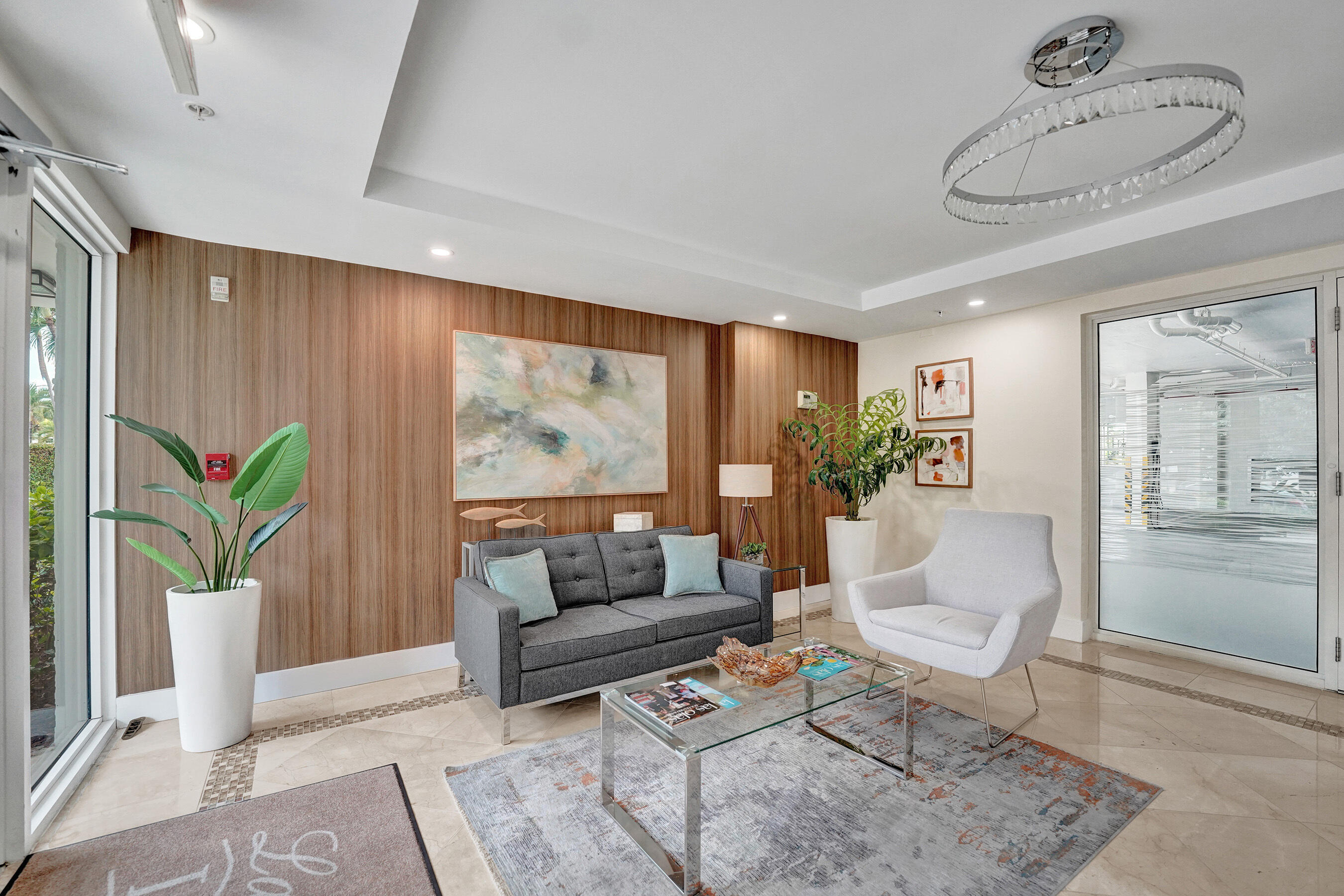 410 Hendricks Isle 203