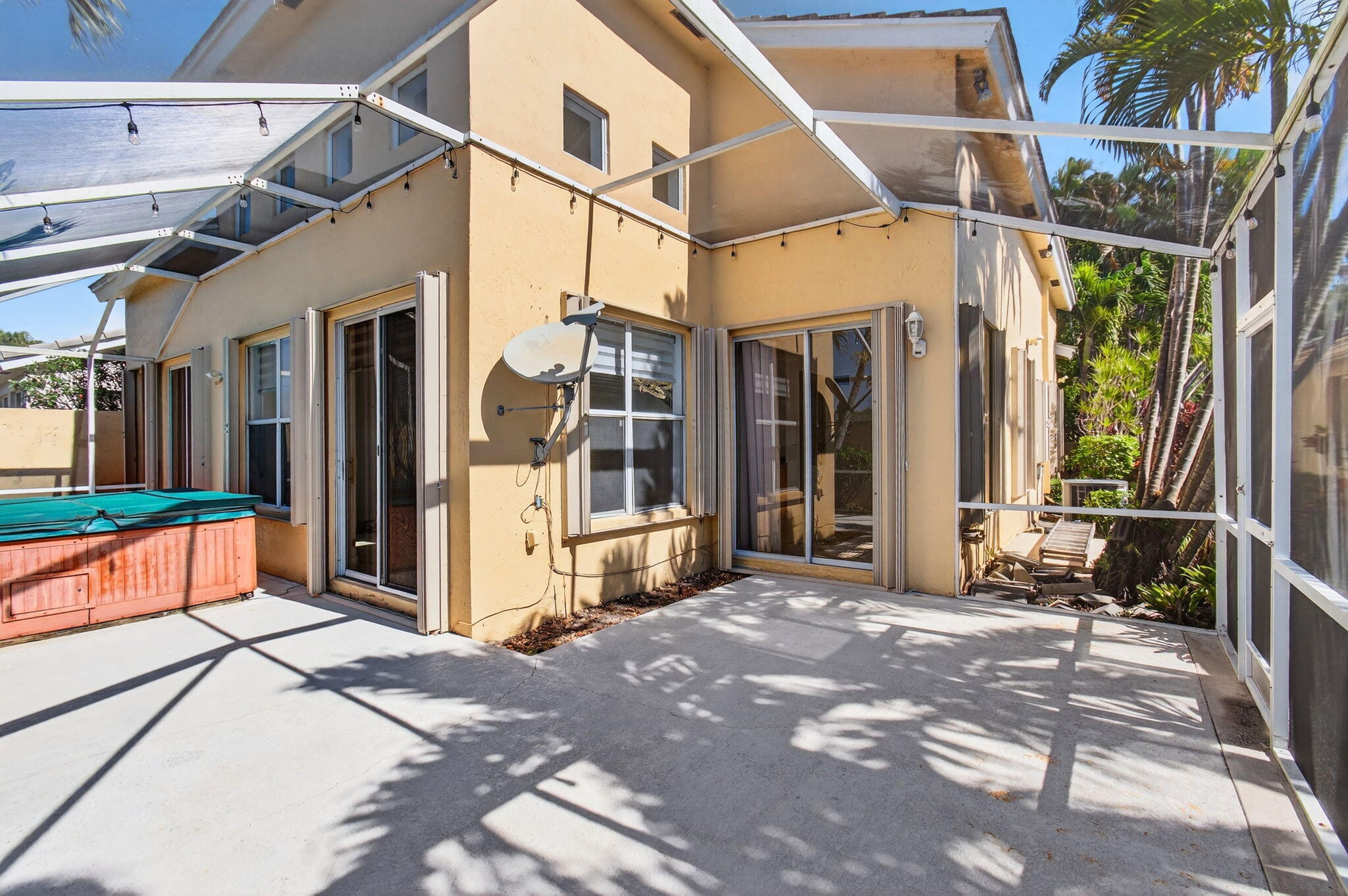 PALMS AT BOCA POINTE - Residential Lease