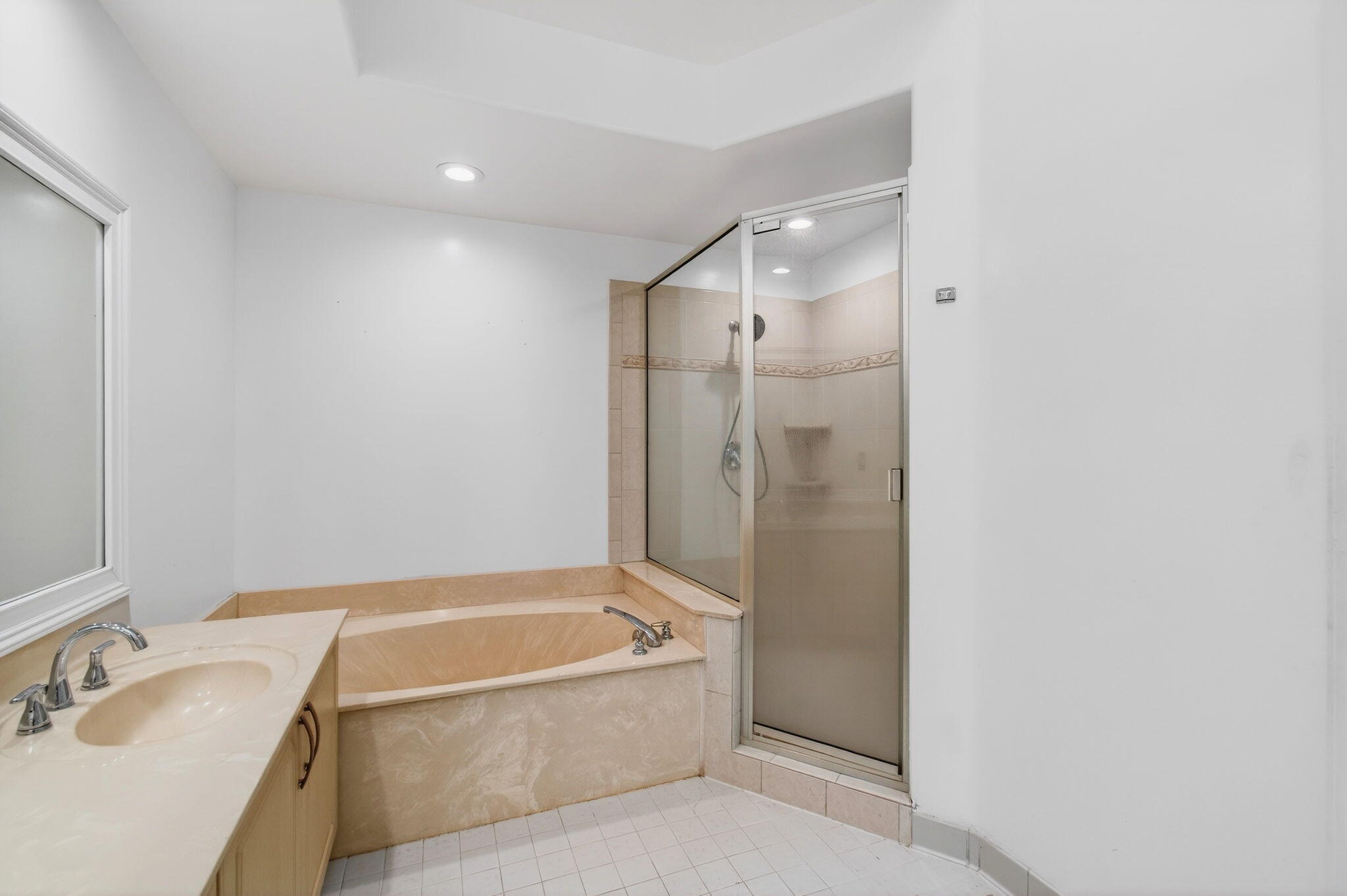 PALMS AT BOCA POINTE - Residential Lease