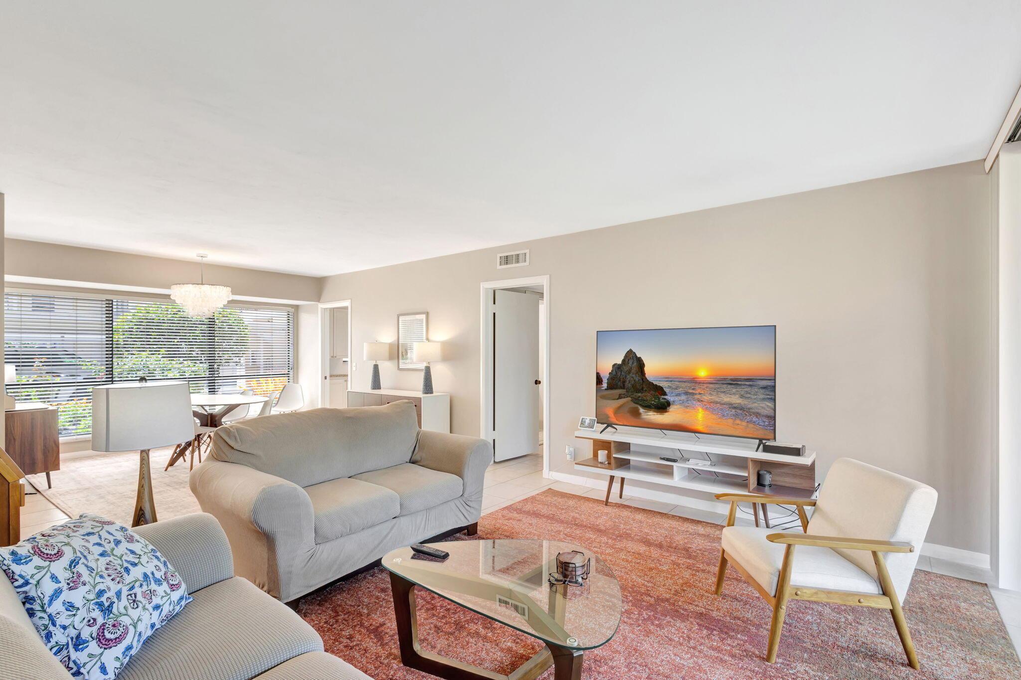 11 SE Concourse Drive Unit B