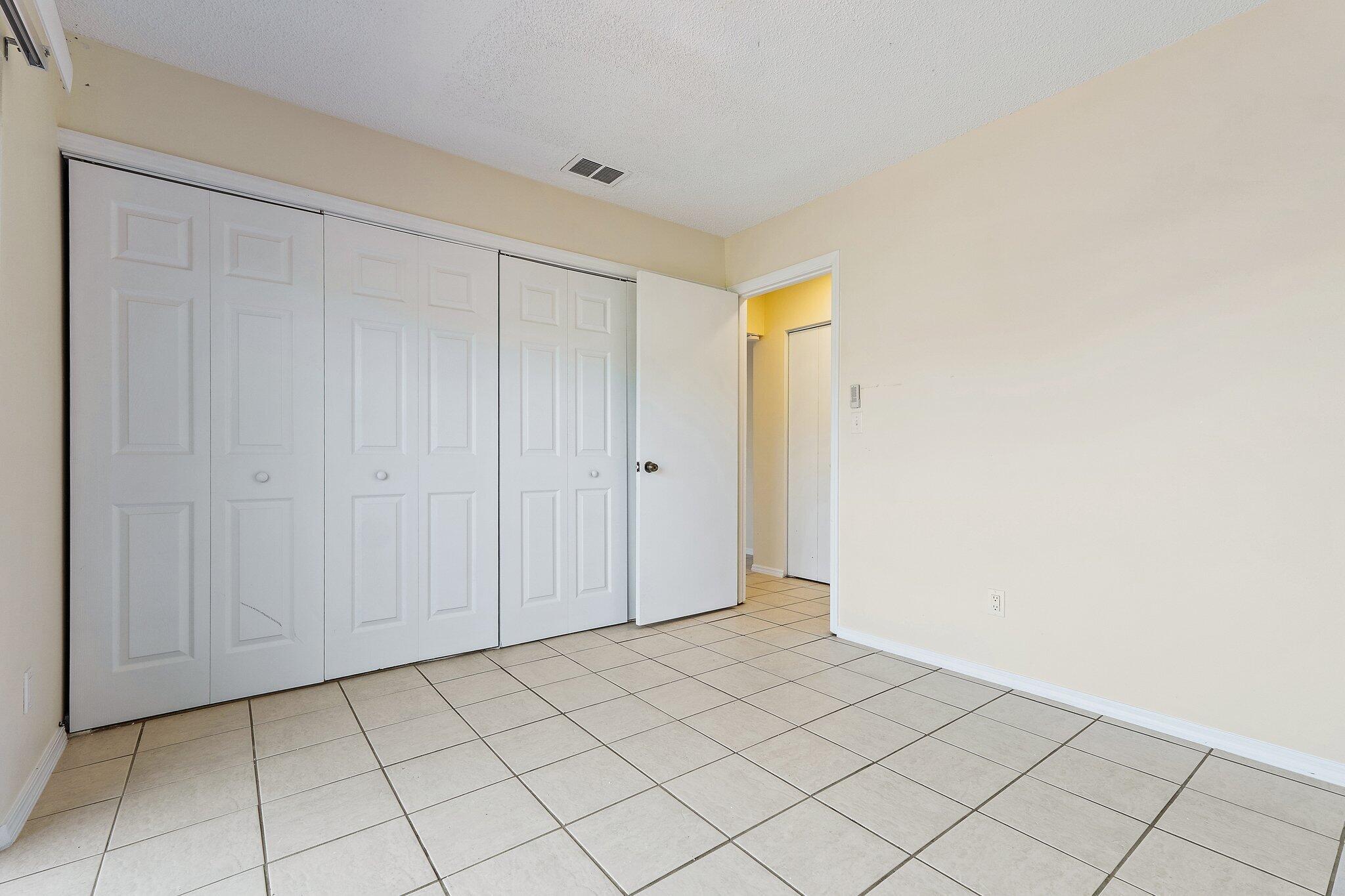 COVE PLACE - Residential