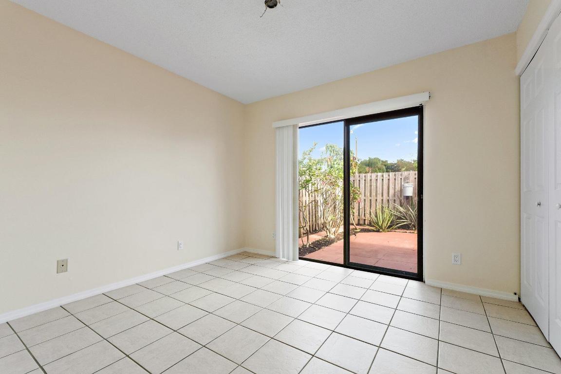 COVE PLACE - Residential