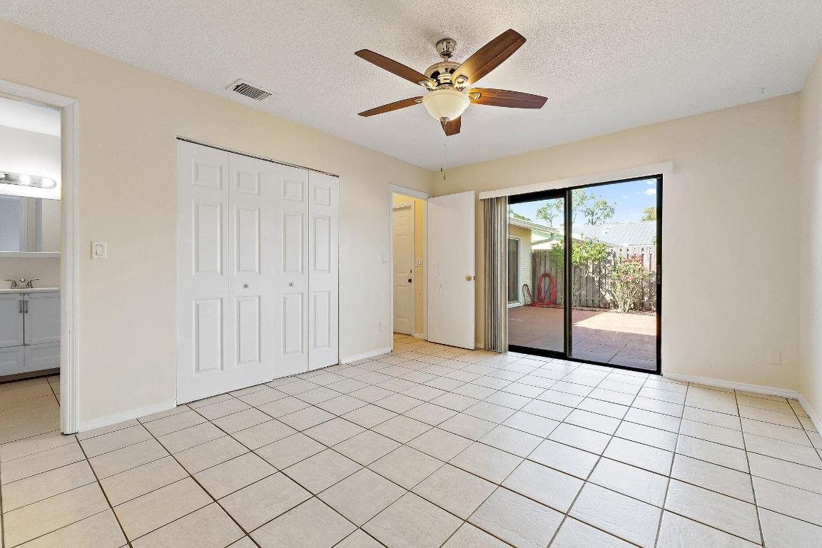 COVE PLACE - Residential