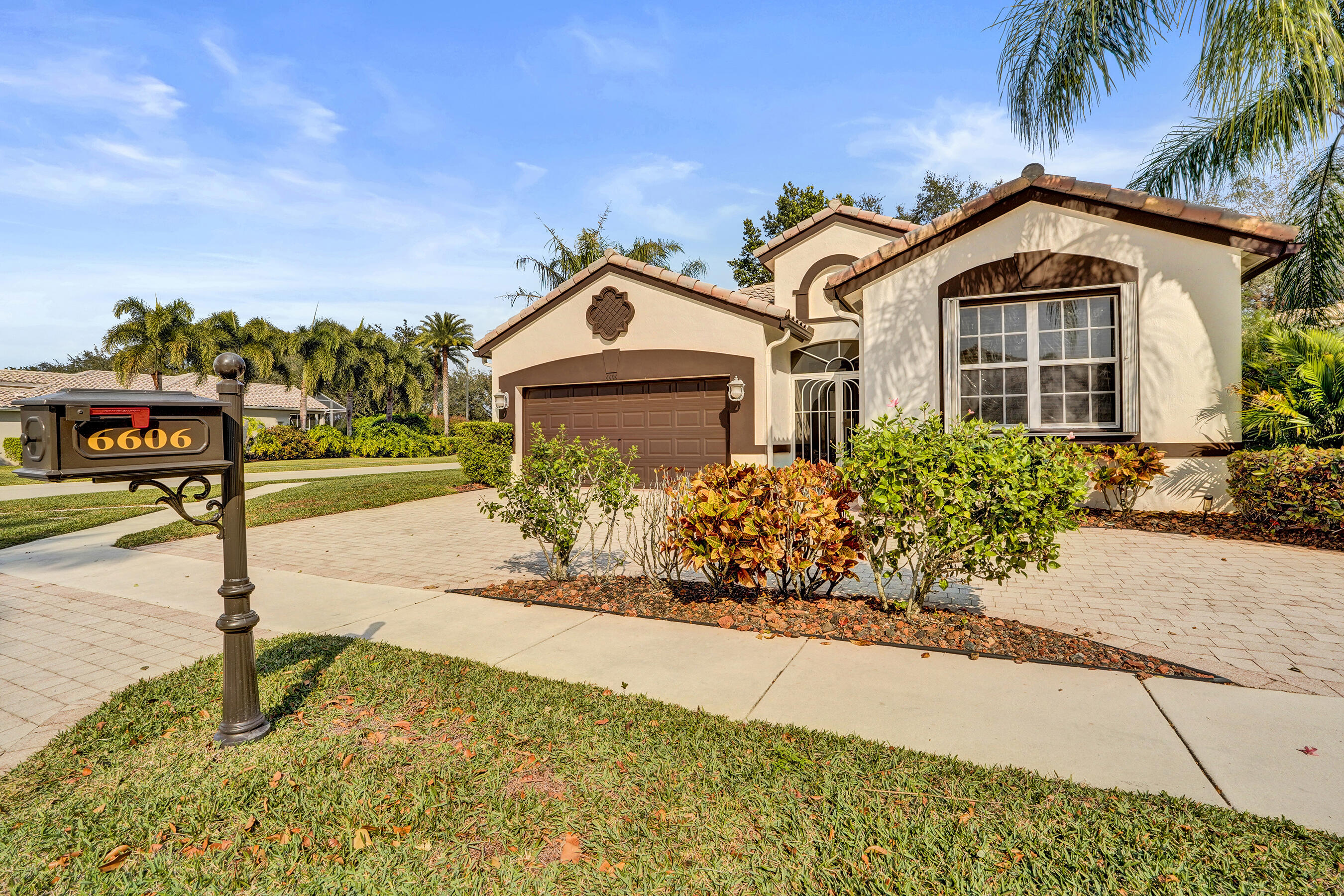 TOWNE PARK TR H - Residential