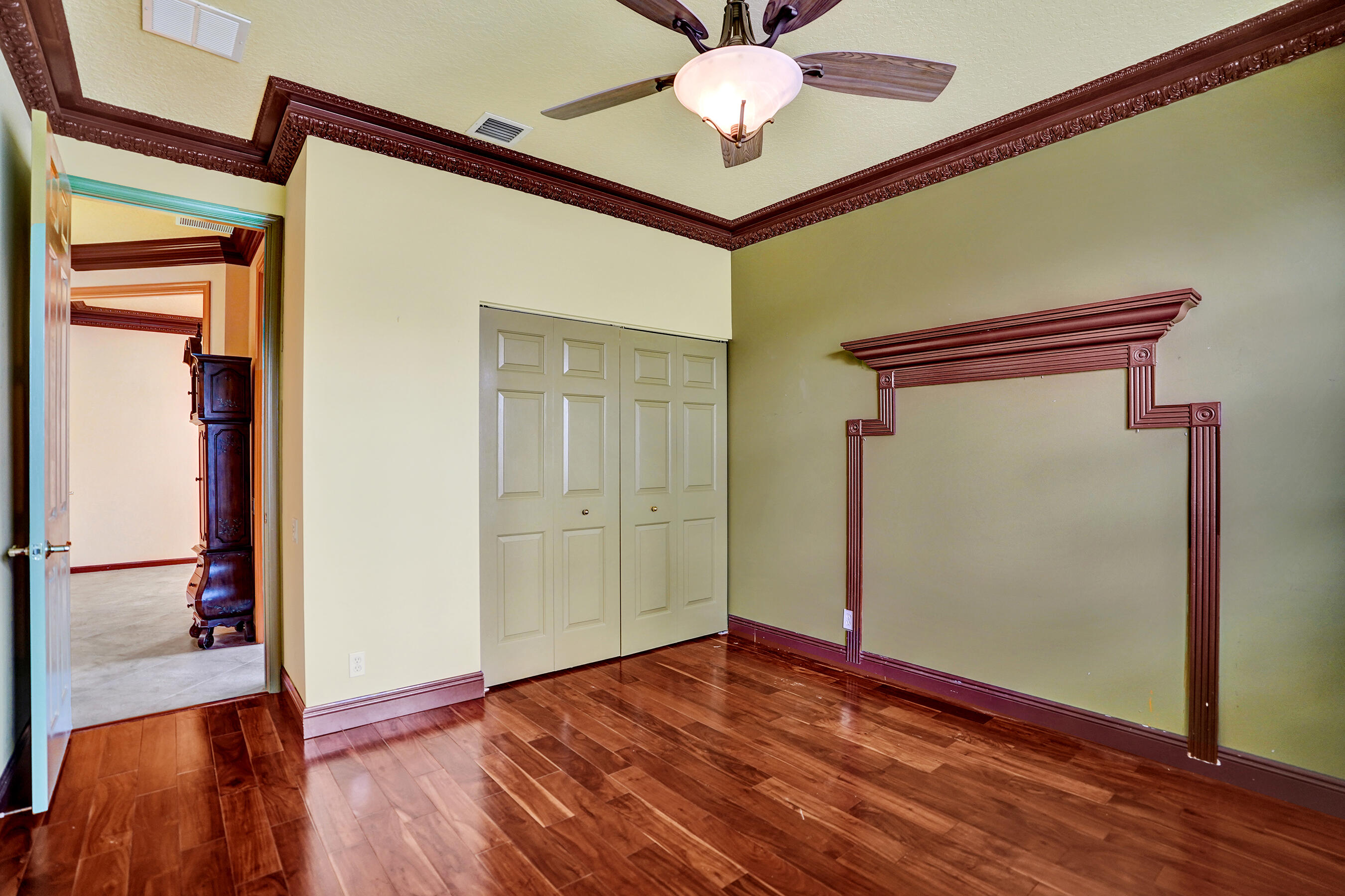 TOWNE PARK TR H - Residential