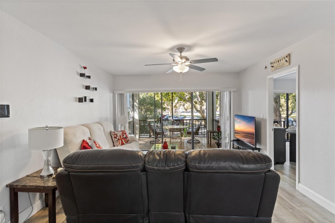 Falls of Inverrary - Residential