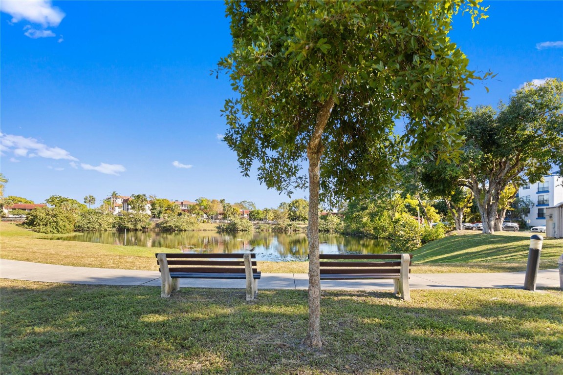 Falls of Inverrary - Residential