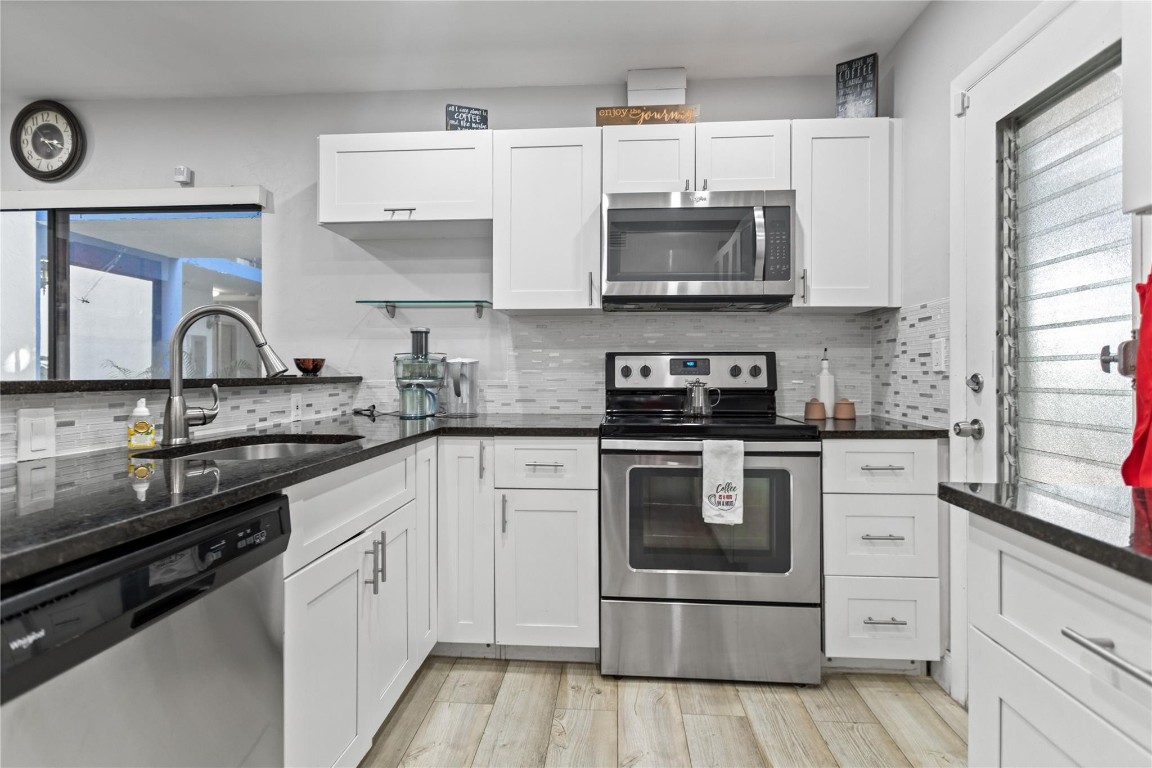 Falls of Inverrary - Residential