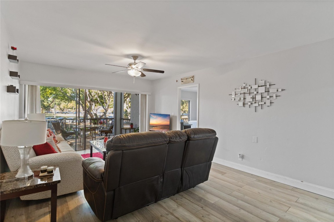 Falls of Inverrary - Residential