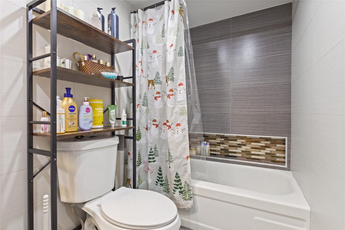 Falls of Inverrary - Residential