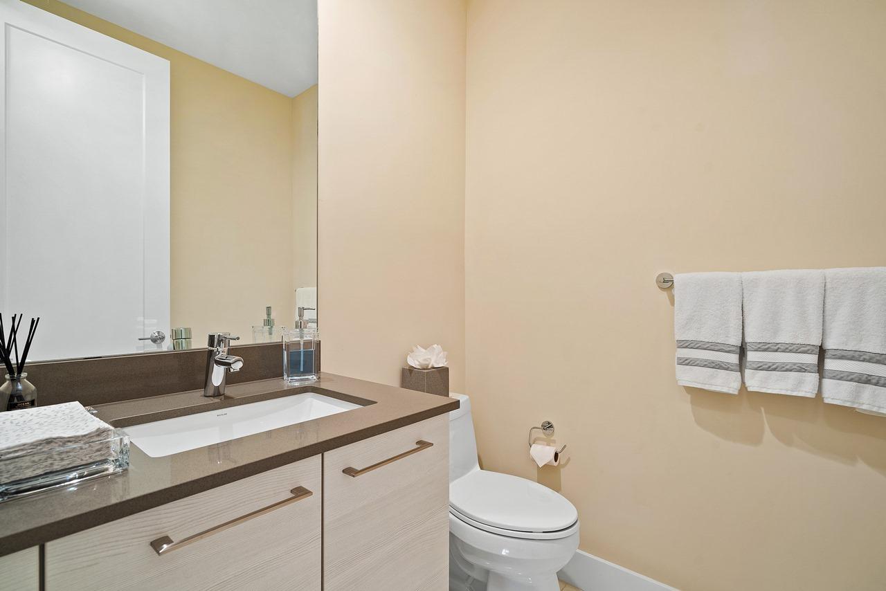 WATER CLUB NORTH PALM BEA - Residential