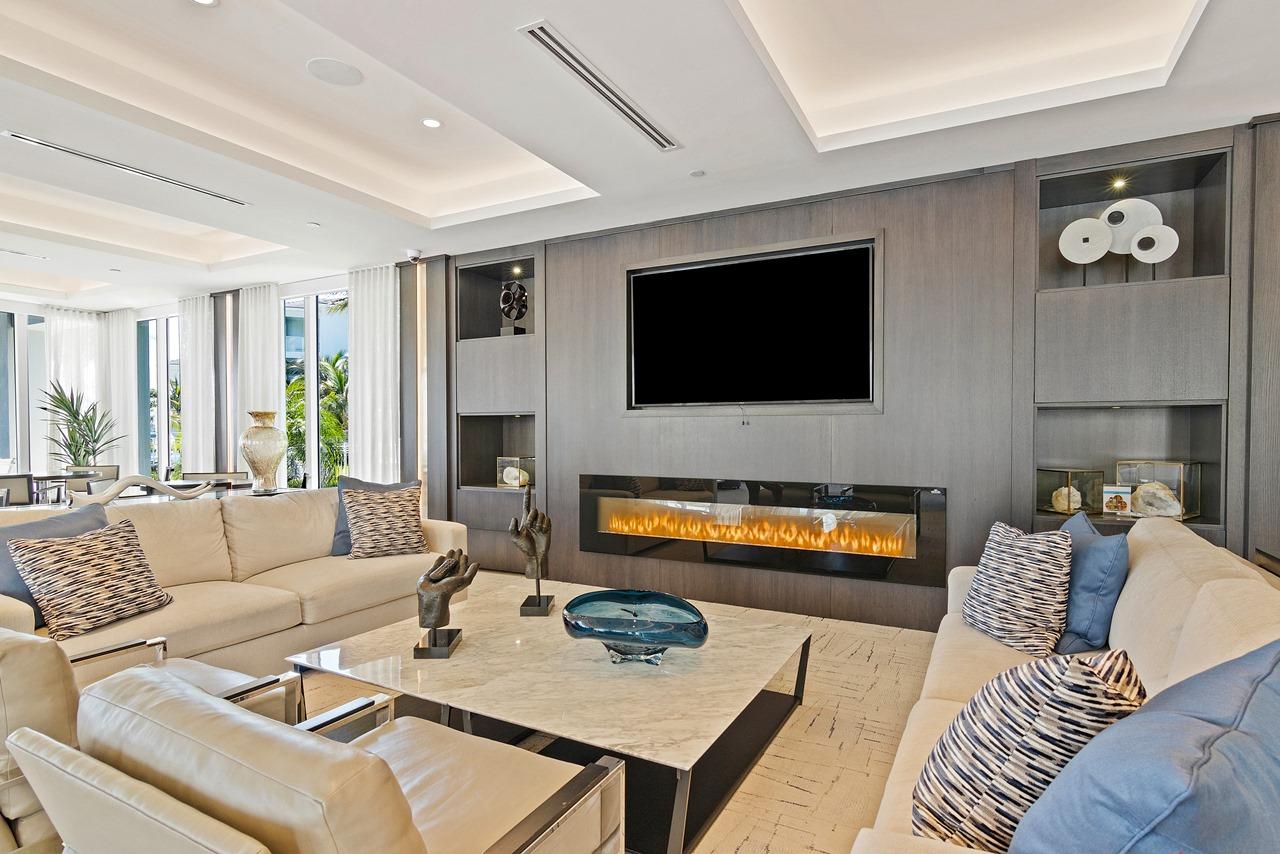 WATER CLUB NORTH PALM BEA - Residential