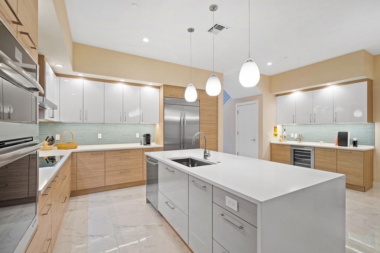 WATER CLUB NORTH PALM BEA - Residential