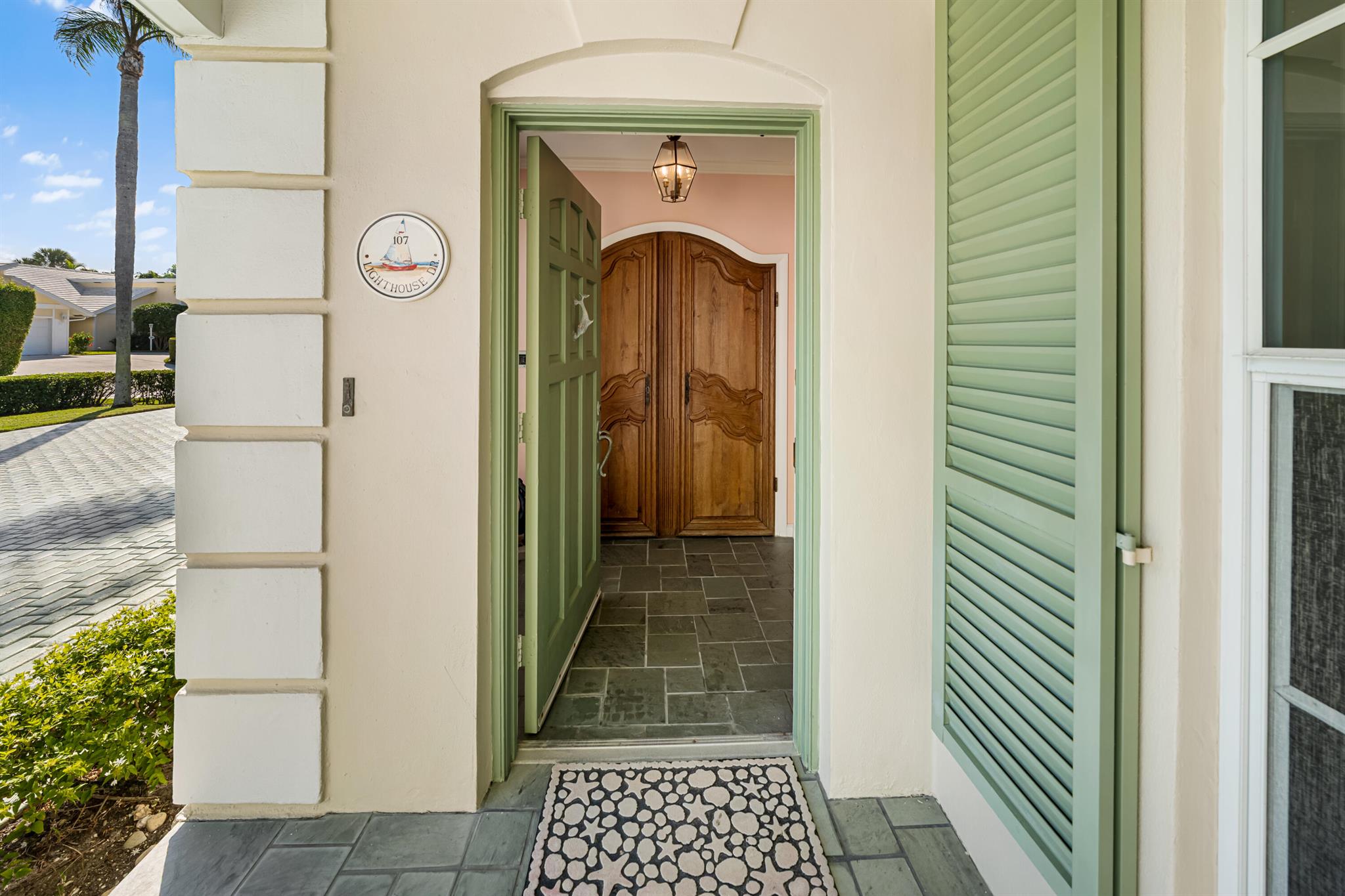 JUPITER INLET BEACH COLON - Residential