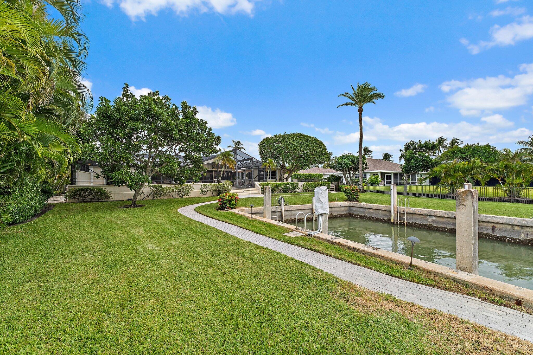JUPITER INLET BEACH COLONY - Residential