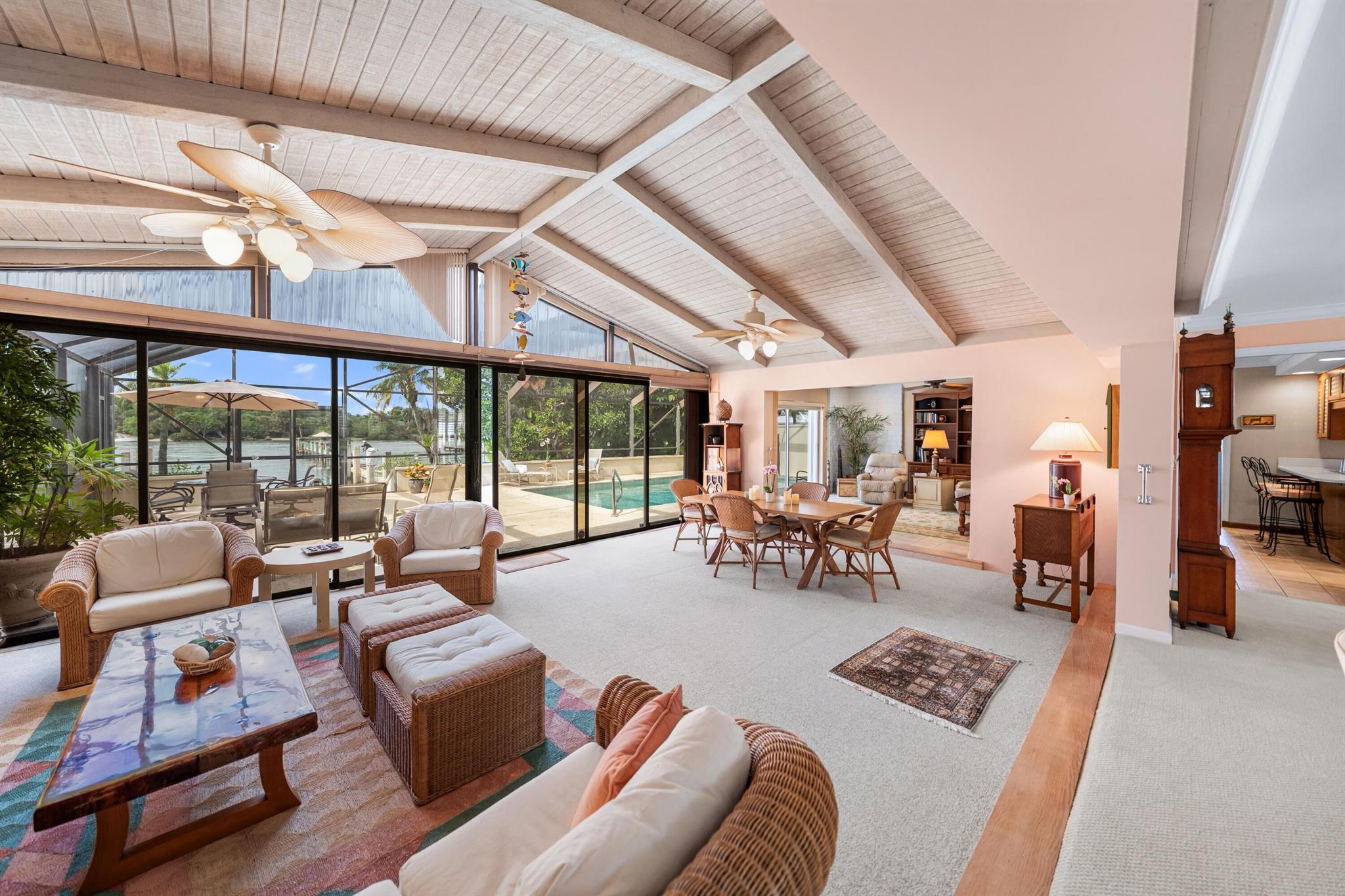 JUPITER INLET BEACH COLON - Residential