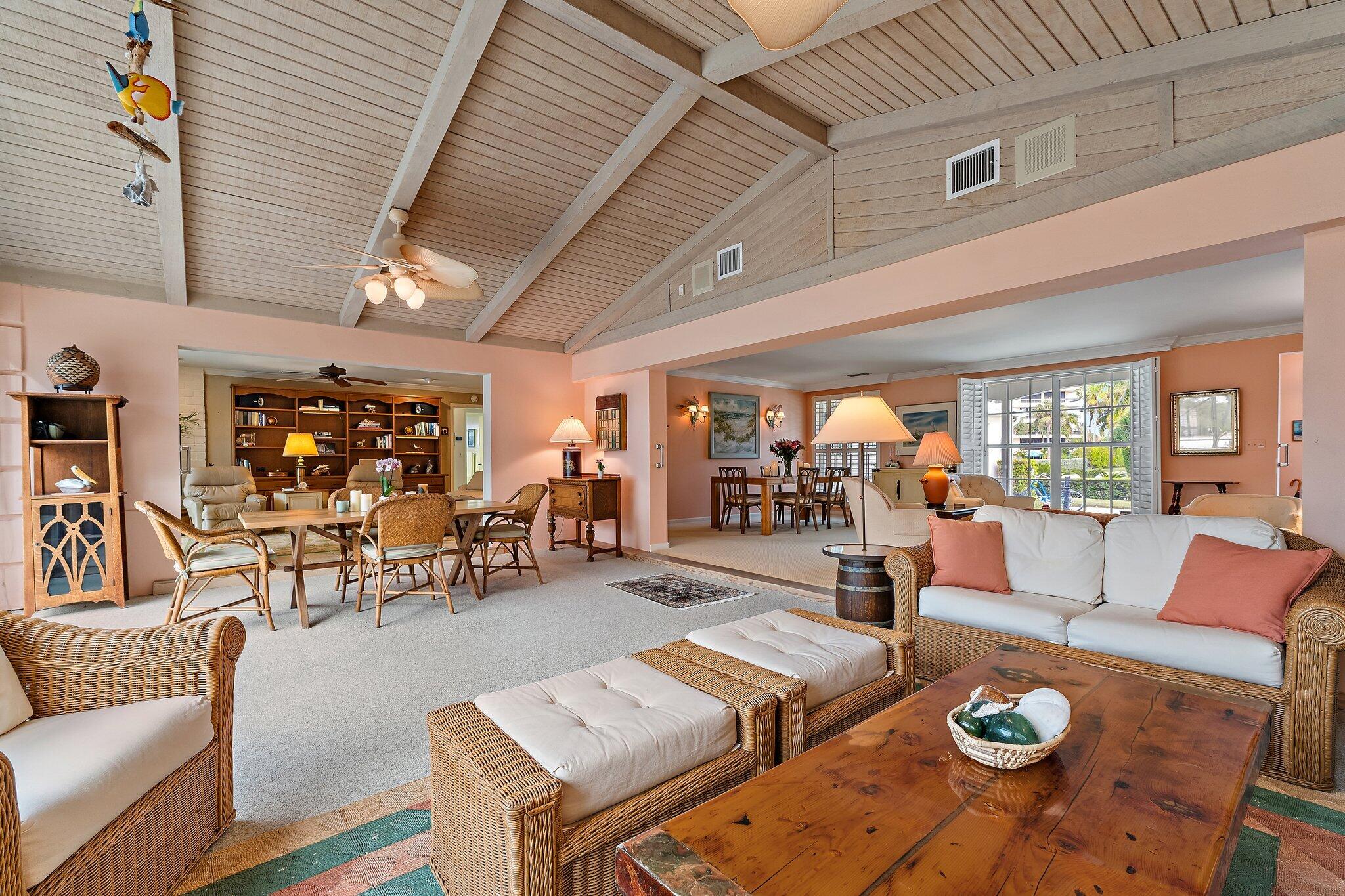 JUPITER INLET BEACH COLONY - Residential