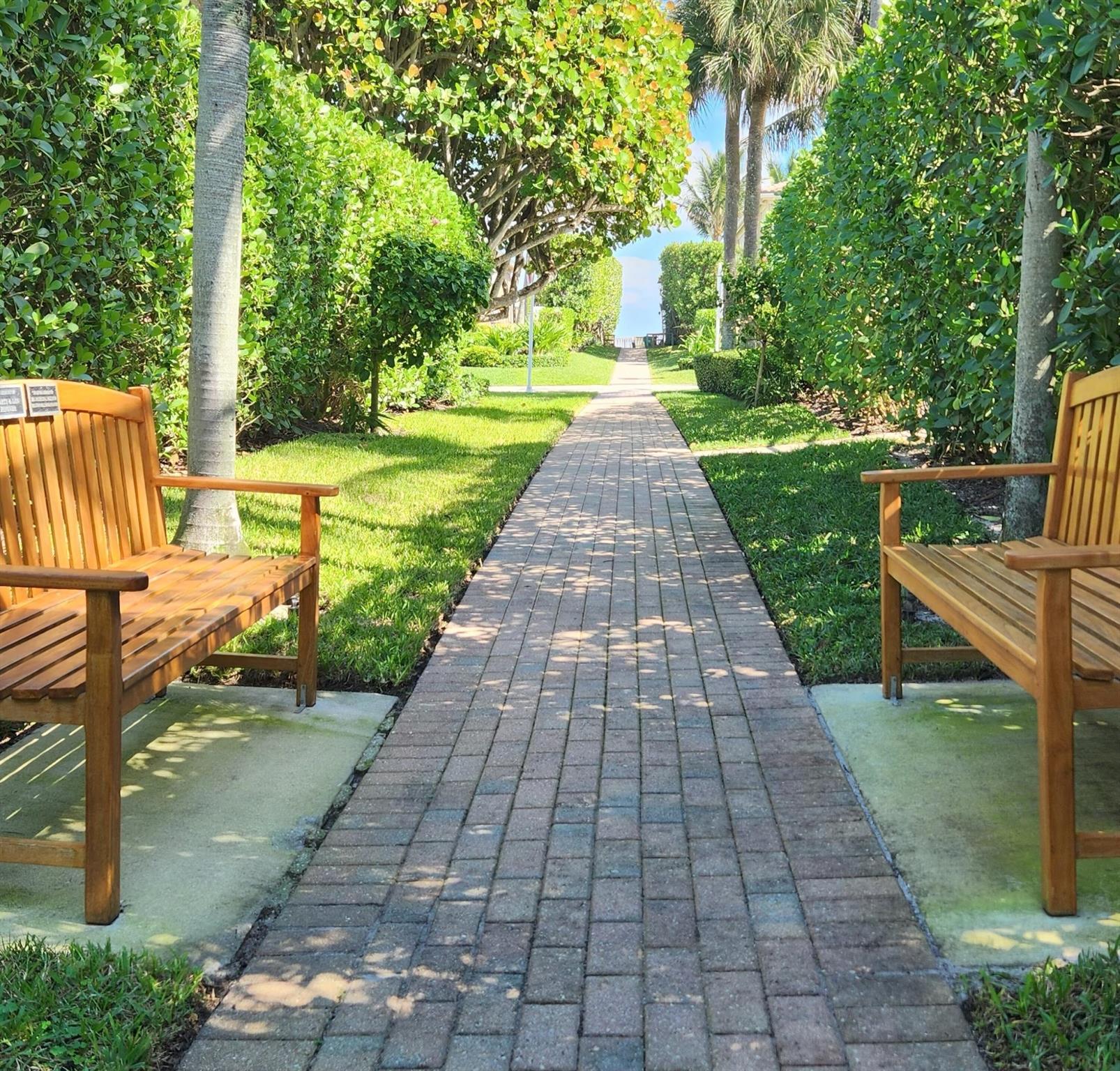 JUPITER INLET BEACH COLON - Residential
