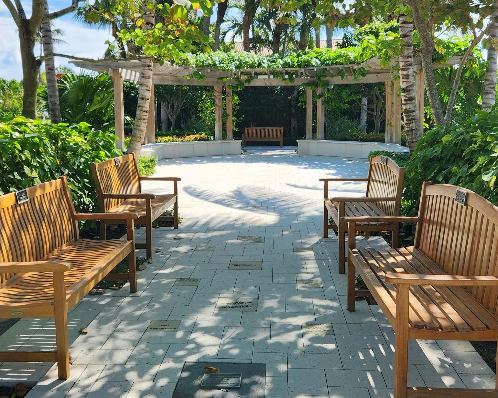 JUPITER INLET BEACH COLON - Residential