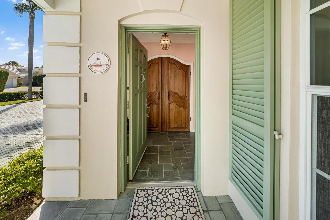 JUPITER INLET BEACH COLONY - Residential