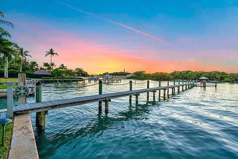 Photo of 107 Lighthouse Drive, Jupiter Inlet Colony, FL 33469 (MLS # R11139106)