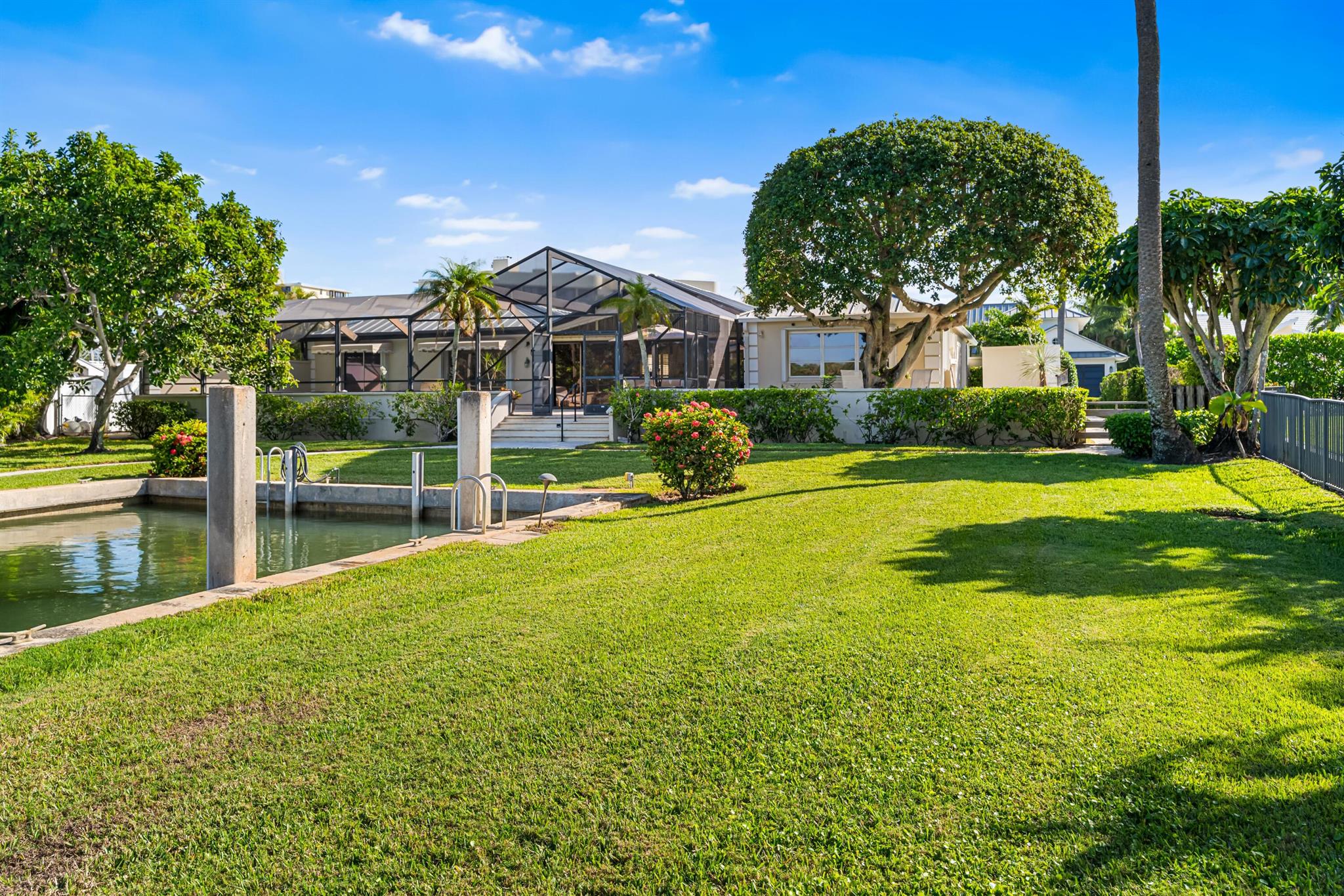 JUPITER INLET BEACH COLON - Residential
