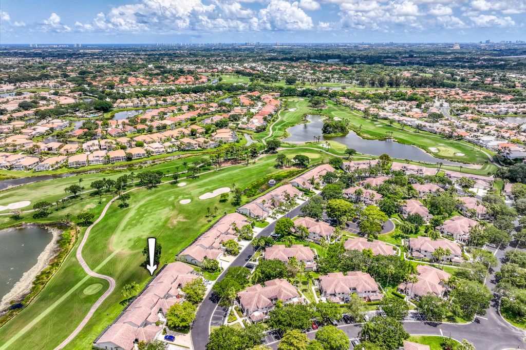 Photo of 495 Prestwick Circle, Palm Beach Gardens, FL 33418 (MLS # B26024417)