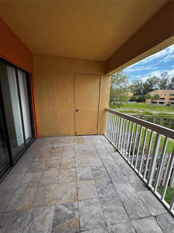 VILLAS AT LAKEVIEW - Residential