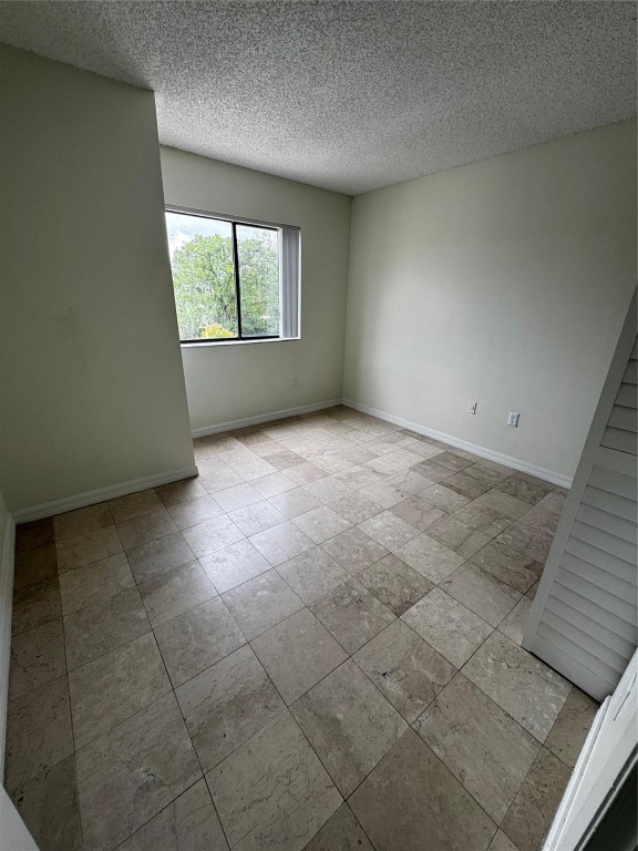 VILLAS AT LAKEVIEW - Residential