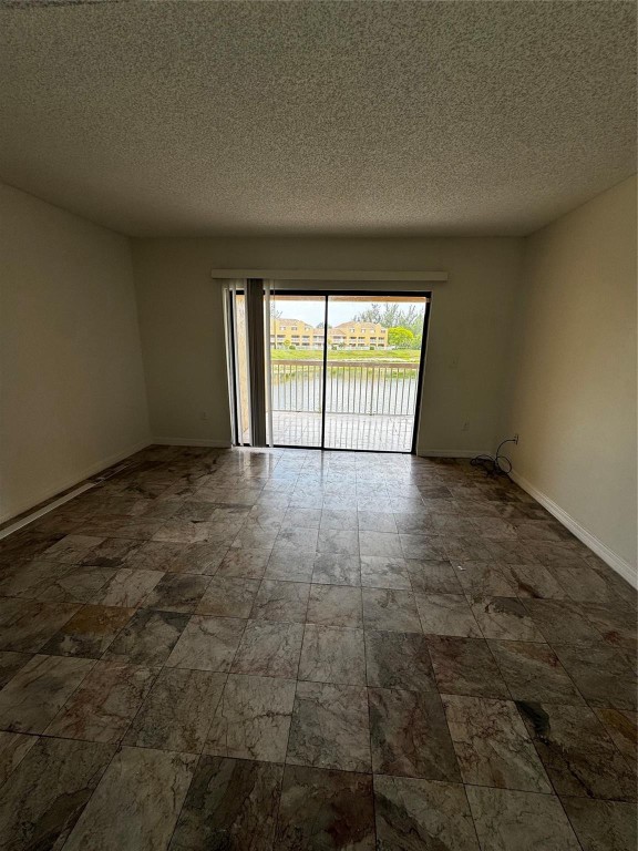 VILLAS AT LAKEVIEW - Residential