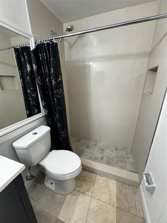VILLAS AT LAKEVIEW - Residential