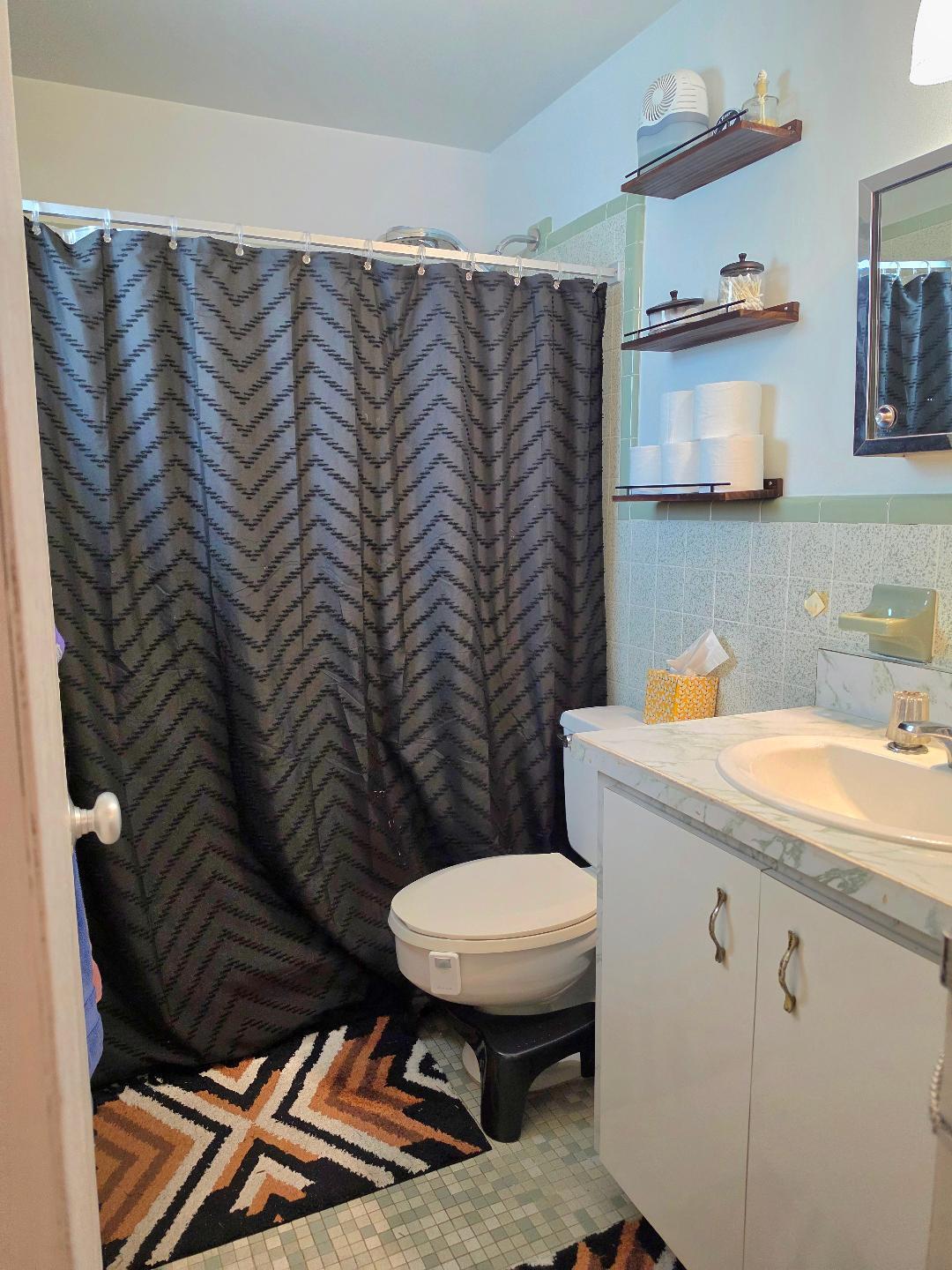 TREASURE ISLAND UNIT 8 - Residential