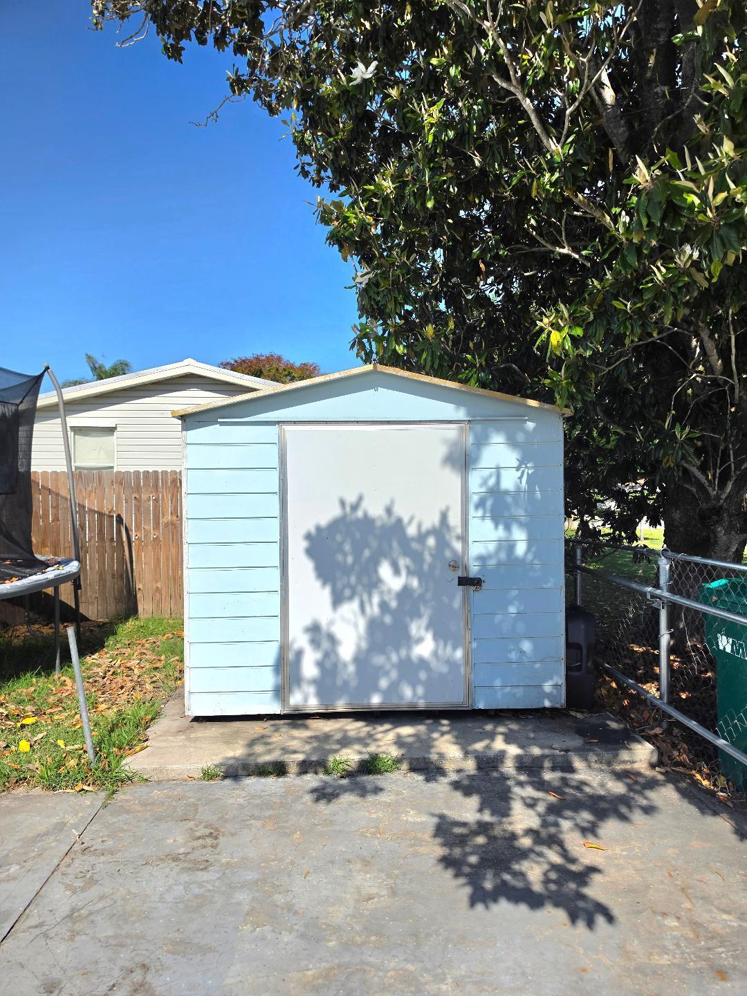 TREASURE ISLAND UNIT 8 - Residential