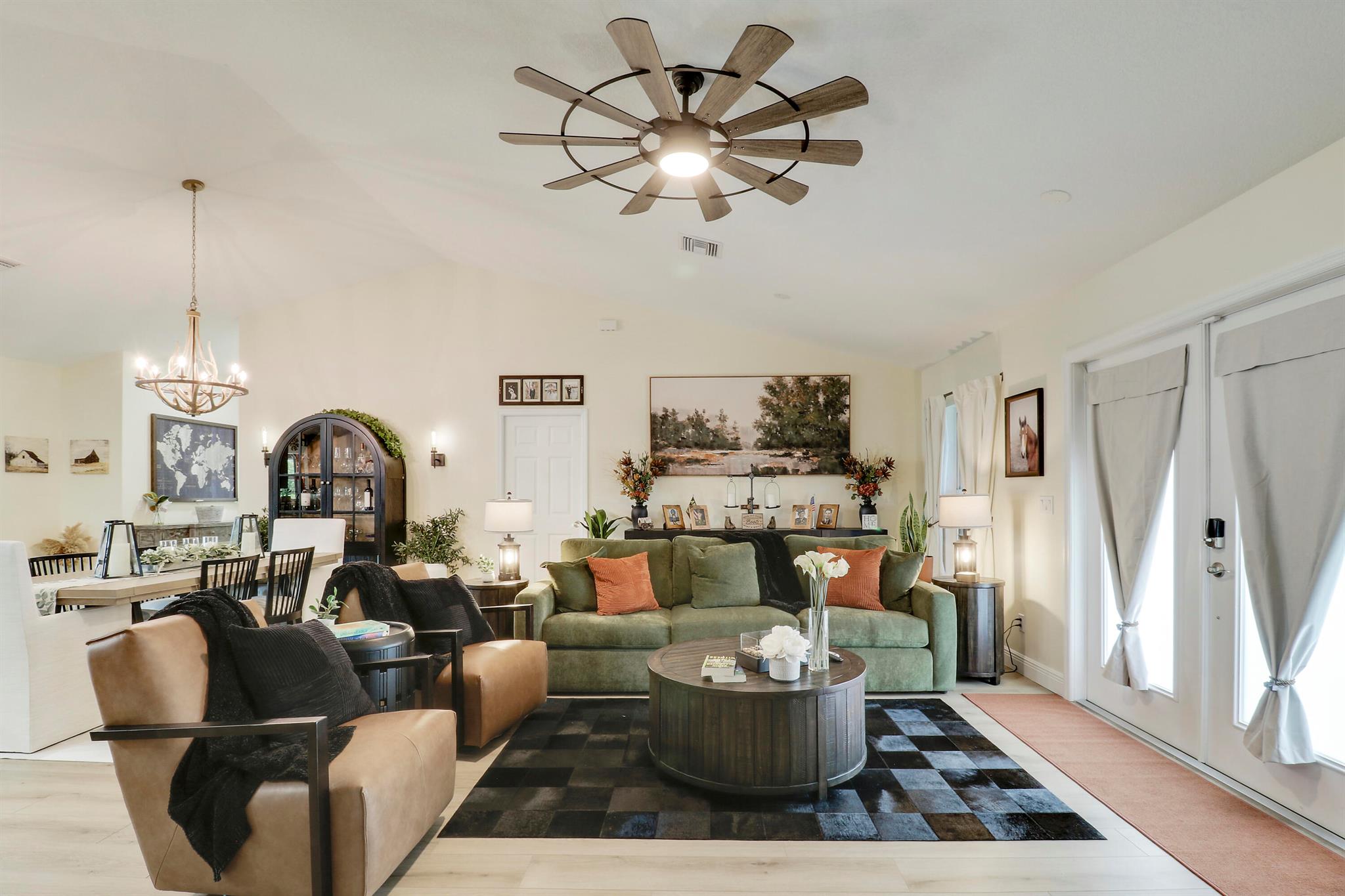 5708 Tangelo Drive