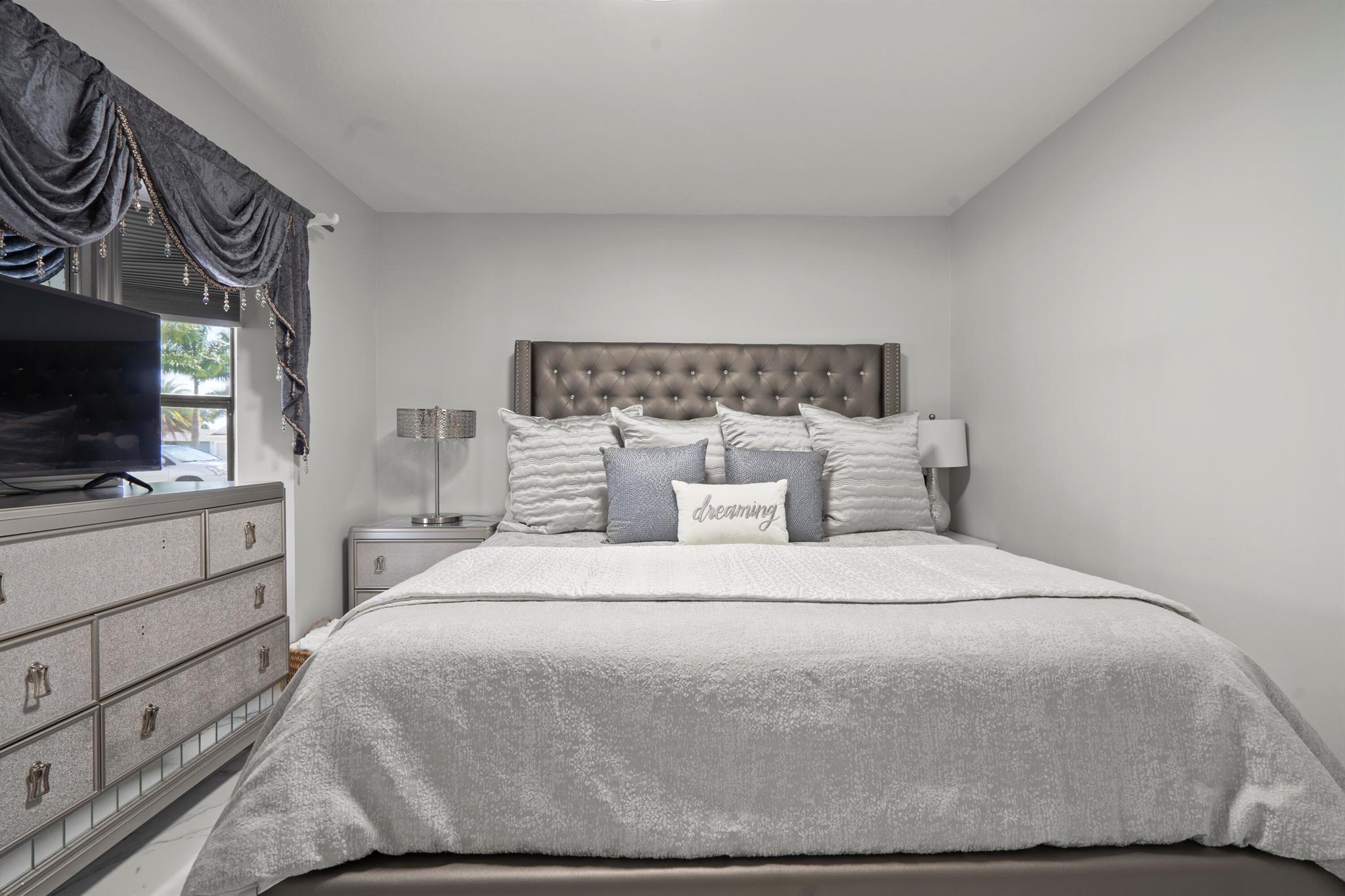 PORT ST LUCIE SECTION 18 - Residential