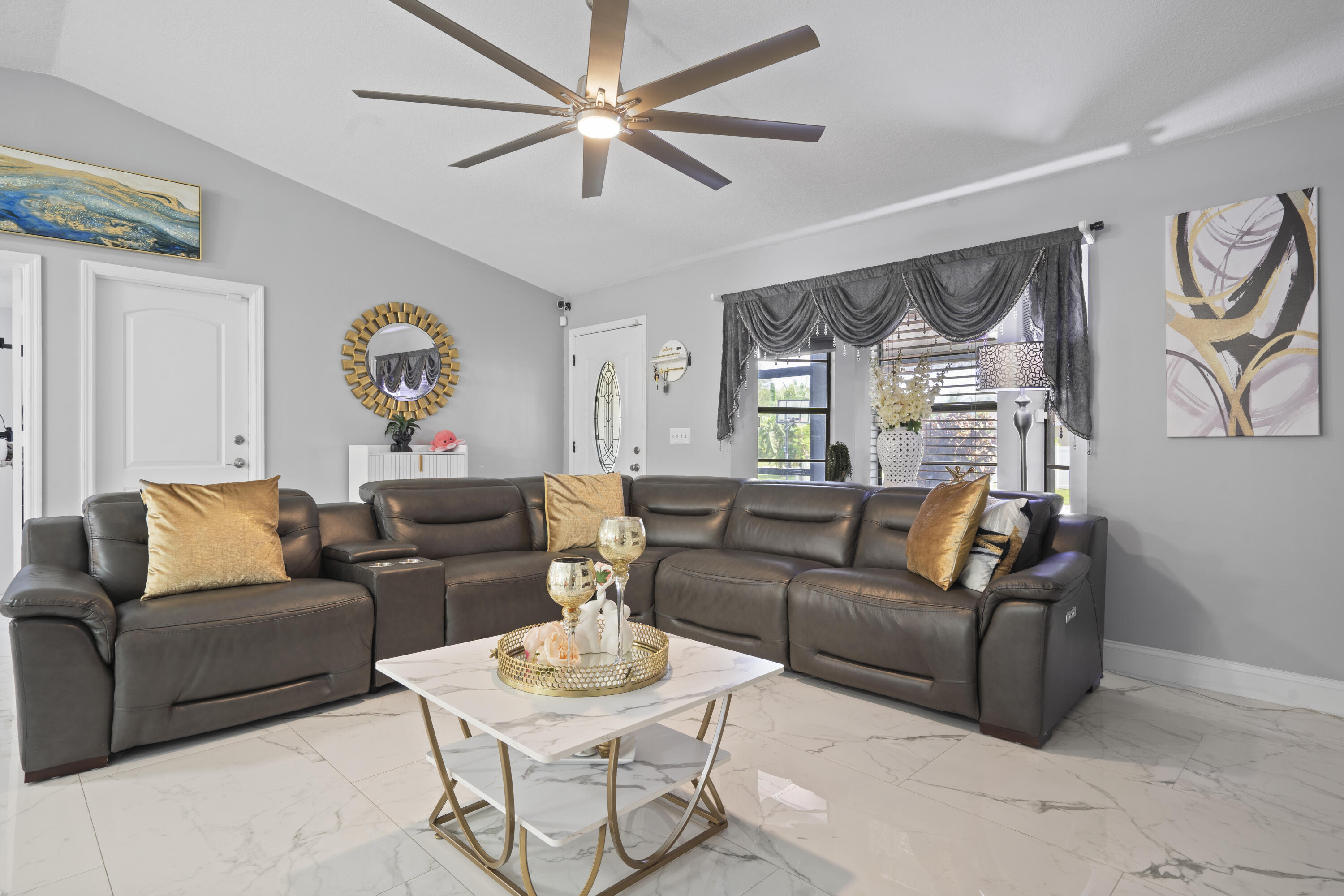 PORT ST LUCIE SECTION 18 - Residential