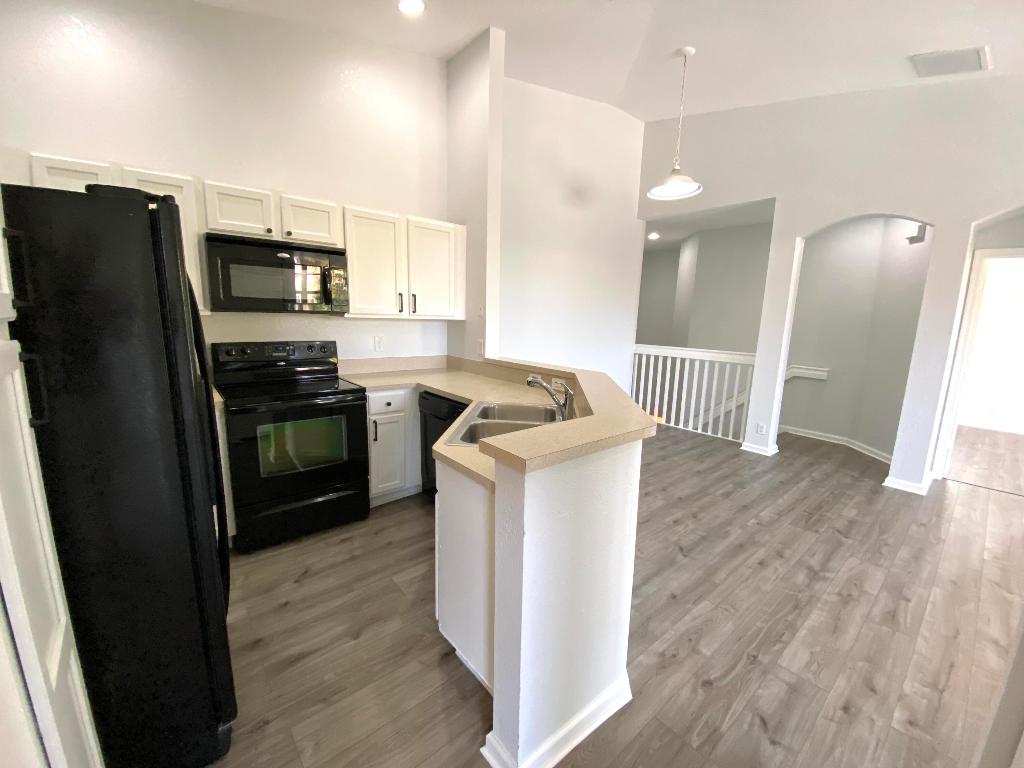 3261 Scarletta Drive