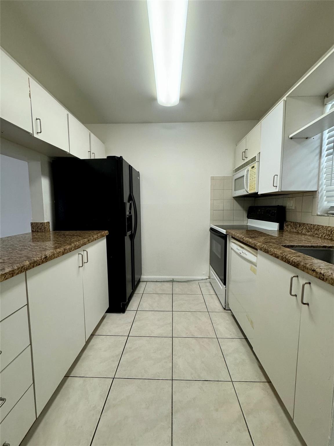 Margate Village Ph II Con - Residential Lease