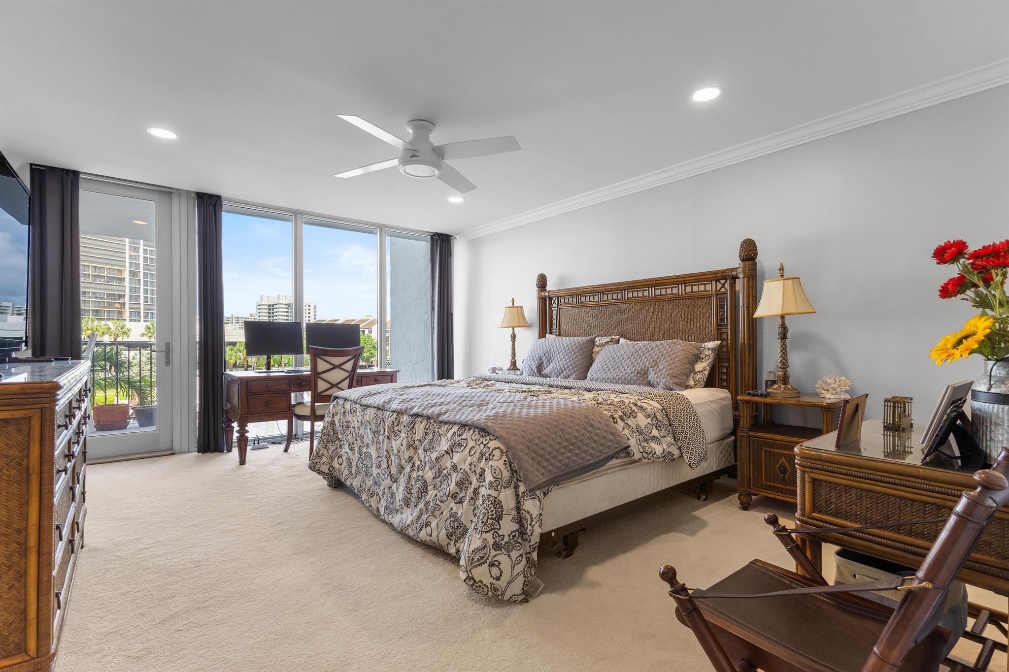 ABERDEEN ARMS CONDO - Residential