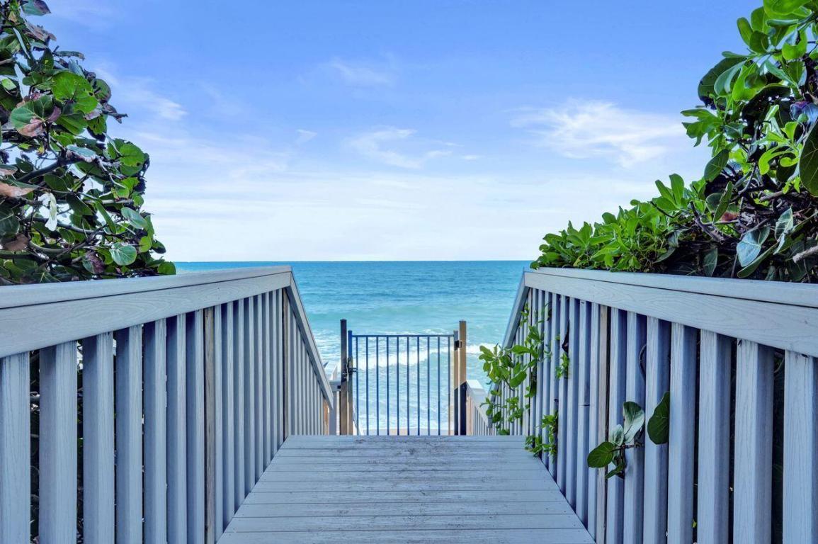 TEQUESTA TOWERS CONDO - Residential