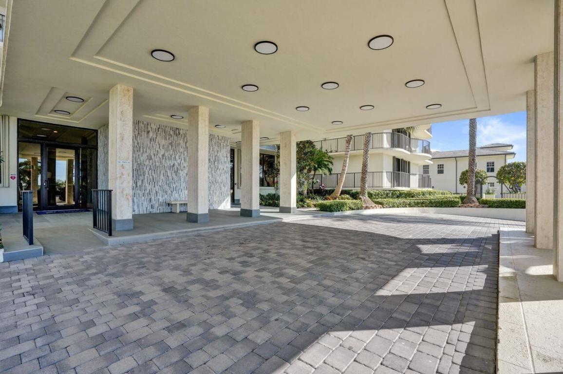 TEQUESTA TOWERS CONDO - Residential