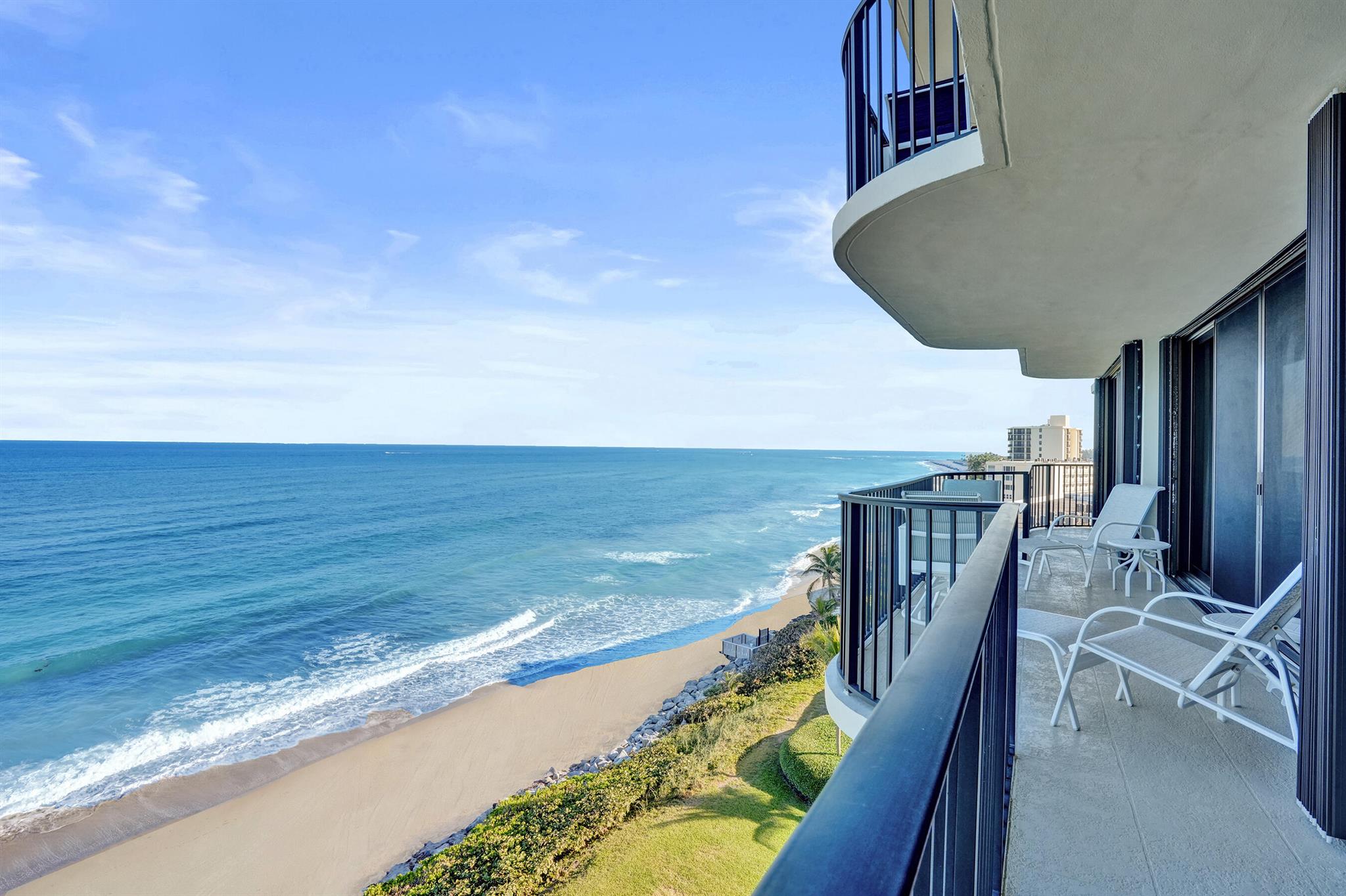 TEQUESTA TOWERS CONDO - Residential