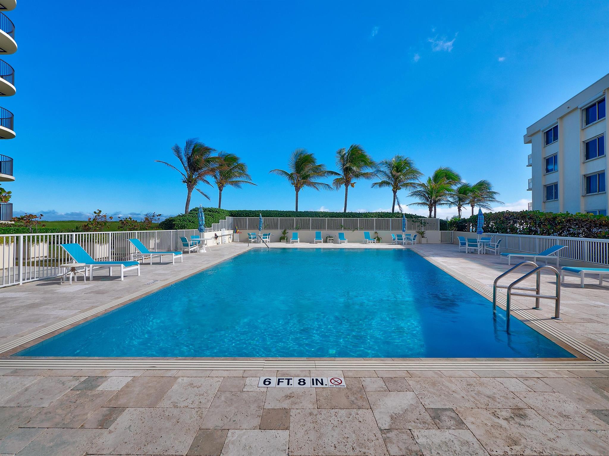 TEQUESTA TOWERS CONDO - Residential